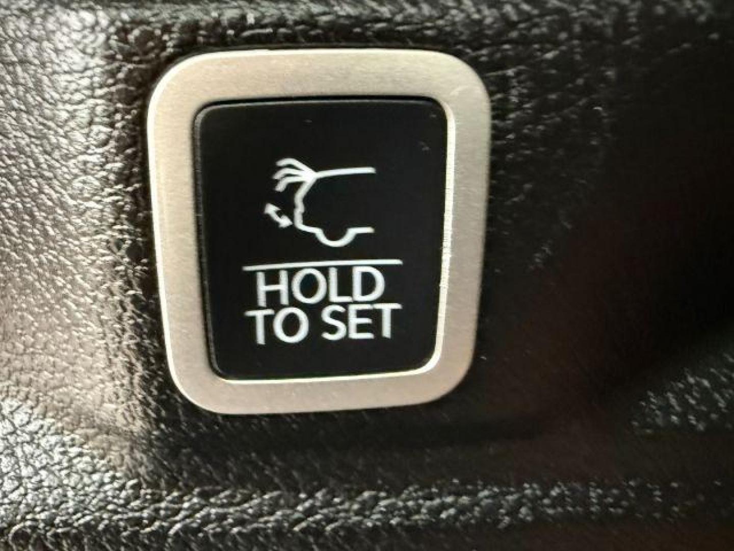 2021 Diamond Black Crystal Pearlcoat /Global Black Jeep Grand Cherokee L (1C4RJKBG7M8) with an Pentastar 36L V-6 DOHC engine, Automatic transmission, located at 1175 N Woodruff Ave, Idaho Falls, ID, 83401, 43.506901, -111.999657 - At Timberline Auto, finding a great deal on your next vehicle is always easy! Our experienced sales staff's goal is to help find you the right vehicle at the right price! Our knowledgeable finance department has options for almost any credit score. We offer extended service contract options to prote - Photo#33