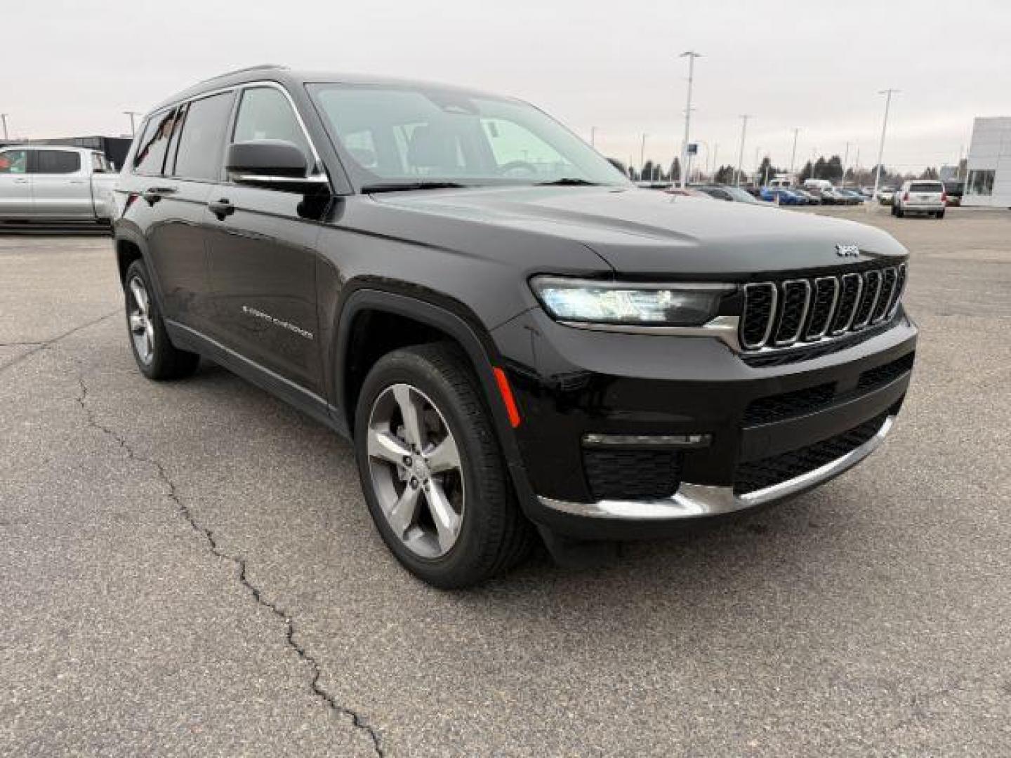 2021 Diamond Black Crystal Pearlcoat /Global Black Jeep Grand Cherokee L (1C4RJKBG7M8) with an Pentastar 36L V-6 DOHC engine, Automatic transmission, located at 1175 N Woodruff Ave, Idaho Falls, ID, 83401, 43.506901, -111.999657 - At Timberline Auto, finding a great deal on your next vehicle is always easy! Our experienced sales staff's goal is to help find you the right vehicle at the right price! Our knowledgeable finance department has options for almost any credit score. We offer extended service contract options to prote - Photo#37