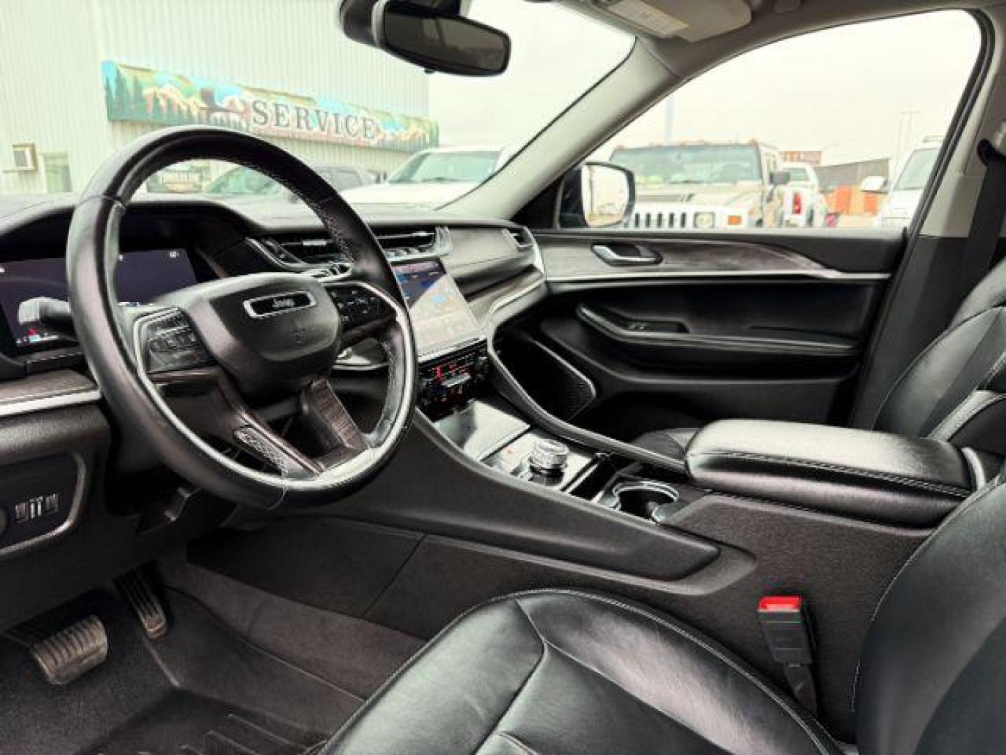 2021 Diamond Black Crystal Pearlcoat /Global Black Jeep Grand Cherokee L (1C4RJKBG7M8) with an Pentastar 36L V-6 DOHC engine, Automatic transmission, located at 1175 N Woodruff Ave, Idaho Falls, ID, 83401, 43.506901, -111.999657 - At Timberline Auto, finding a great deal on your next vehicle is always easy! Our experienced sales staff's goal is to help find you the right vehicle at the right price! Our knowledgeable finance department has options for almost any credit score. We offer extended service contract options to prote - Photo#42