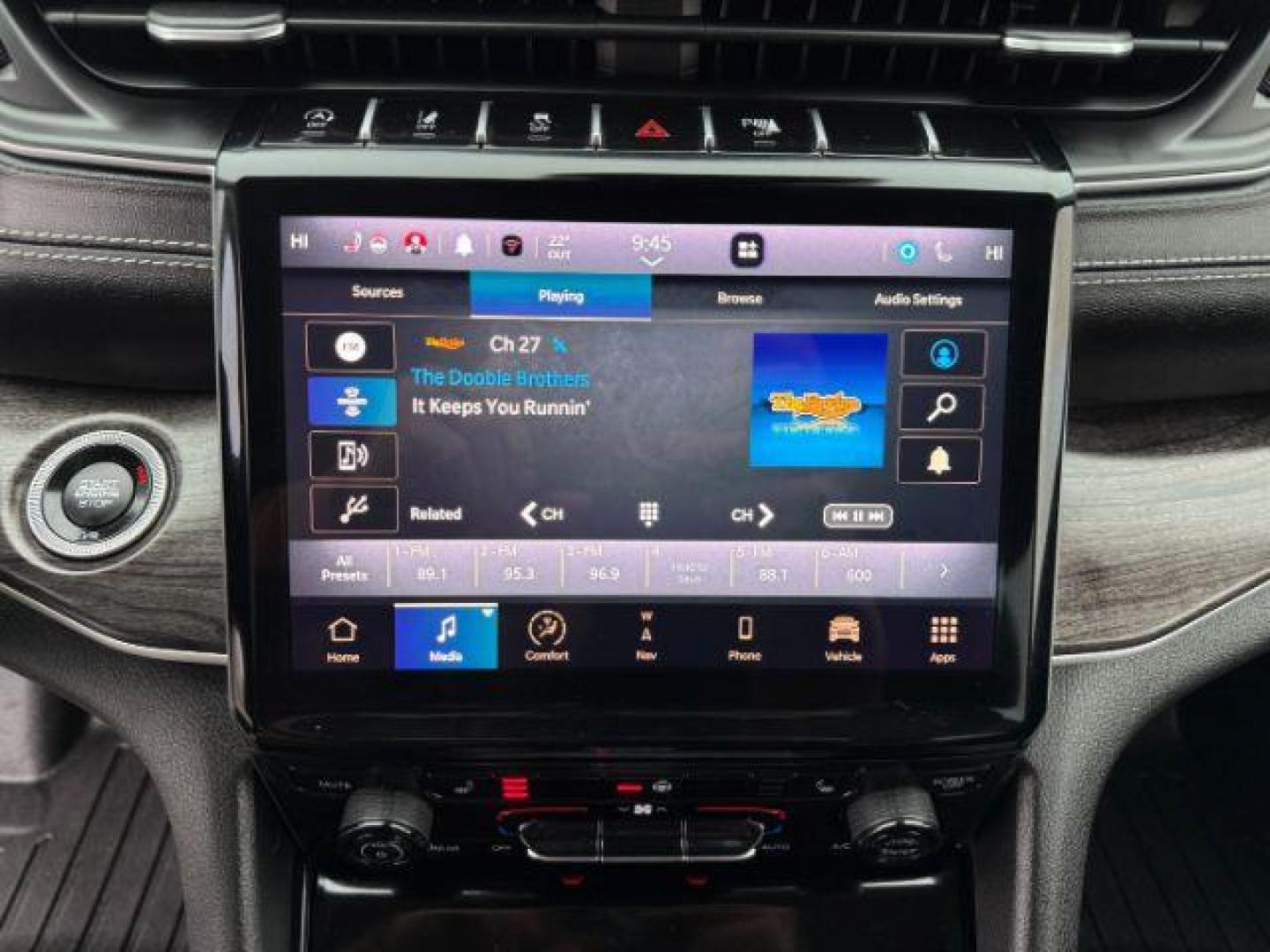 2021 Diamond Black Crystal Pearlcoat /Global Black Jeep Grand Cherokee L (1C4RJKBG7M8) with an Pentastar 36L V-6 DOHC engine, Automatic transmission, located at 1175 N Woodruff Ave, Idaho Falls, ID, 83401, 43.506901, -111.999657 - At Timberline Auto, finding a great deal on your next vehicle is always easy! Our experienced sales staff's goal is to help find you the right vehicle at the right price! Our knowledgeable finance department has options for almost any credit score. We offer extended service contract options to prote - Photo#44