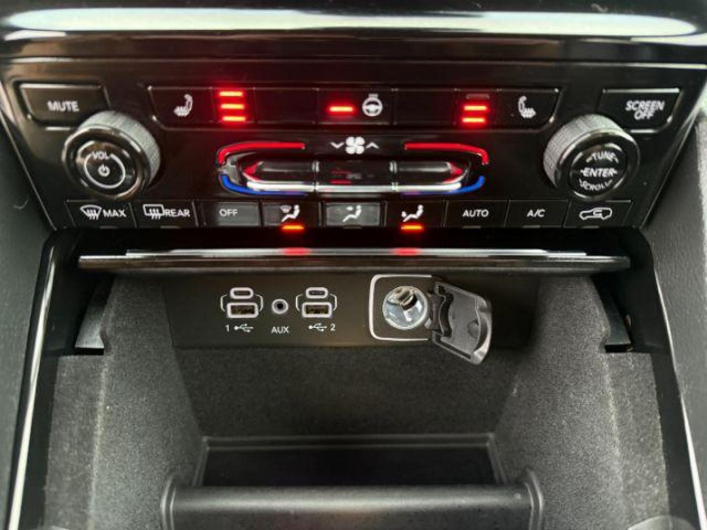 2021 Diamond Black Crystal Pearlcoat /Global Black Jeep Grand Cherokee L (1C4RJKBG7M8) with an Pentastar 36L V-6 DOHC engine, Automatic transmission, located at 1175 N Woodruff Ave, Idaho Falls, ID, 83401, 43.506901, -111.999657 - At Timberline Auto, finding a great deal on your next vehicle is always easy! Our experienced sales staff's goal is to help find you the right vehicle at the right price! Our knowledgeable finance department has options for almost any credit score. We offer extended service contract options to prote - Photo#45