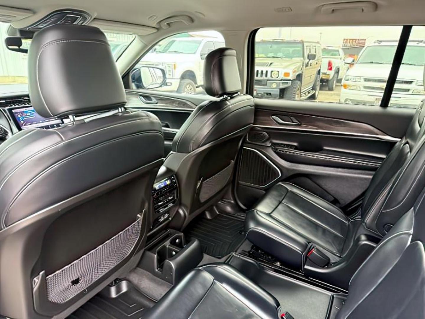 2021 Diamond Black Crystal Pearlcoat /Global Black Jeep Grand Cherokee L (1C4RJKBG7M8) with an Pentastar 36L V-6 DOHC engine, Automatic transmission, located at 1175 N Woodruff Ave, Idaho Falls, ID, 83401, 43.506901, -111.999657 - At Timberline Auto, finding a great deal on your next vehicle is always easy! Our experienced sales staff's goal is to help find you the right vehicle at the right price! Our knowledgeable finance department has options for almost any credit score. We offer extended service contract options to prote - Photo#25