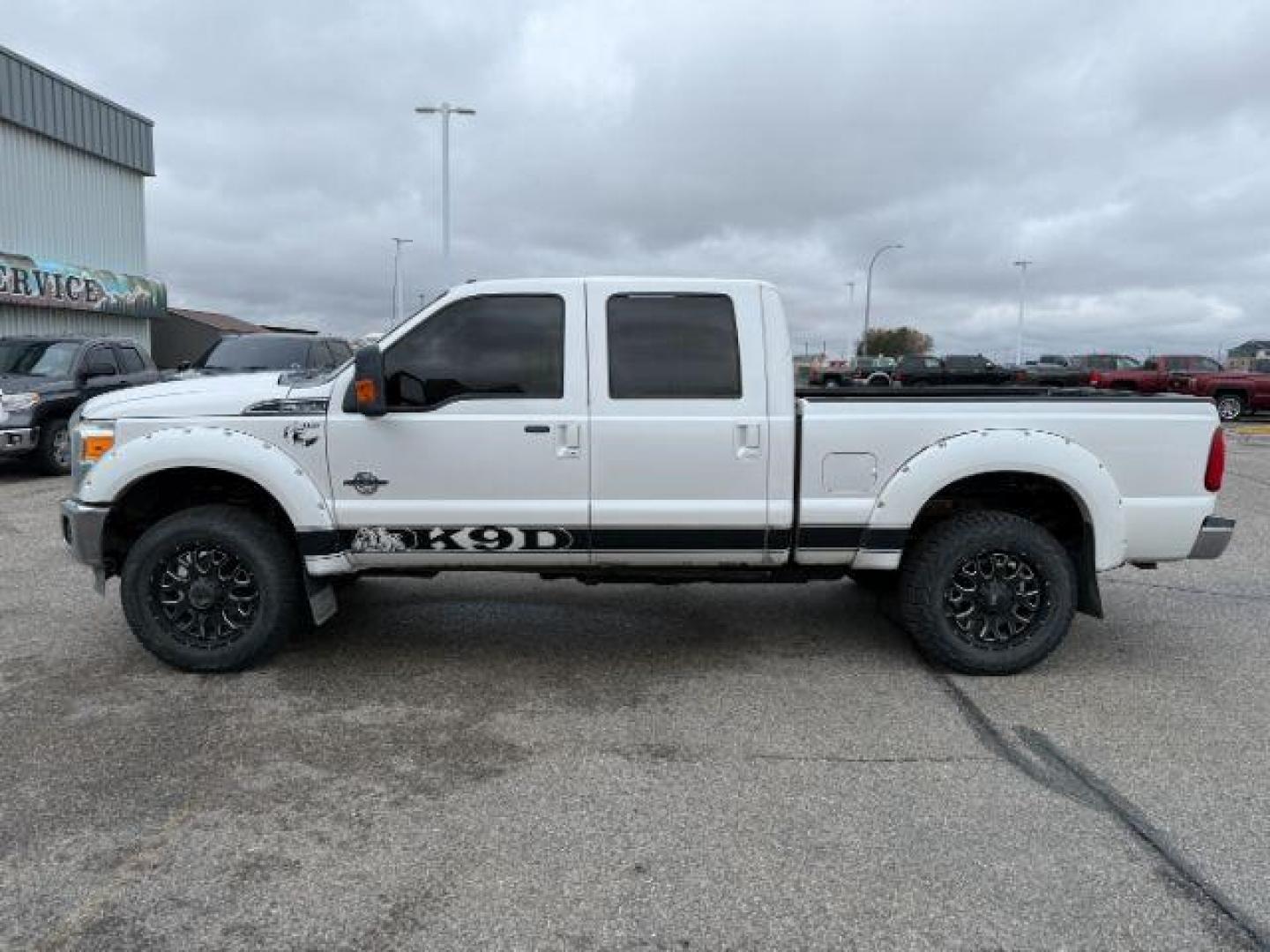 2011 White Platinum Metallic Tri-Coat /Adobe Ford F-350 (1FT8W3BT6BE) with an Powerstroke 67L V-8 diesel direct injection engine, Automatic transmission, located at 1175 N Woodruff Ave, Idaho Falls, ID, 83401, 43.506901, -111.999657 - At Timberline Auto, finding a great deal on your next vehicle is always easy! Our experienced sales staff's goal is to help find you the right vehicle at the right price! Our knowledgeable finance department has options for almost any credit score. We offer extended service contract options to prote - Photo#23