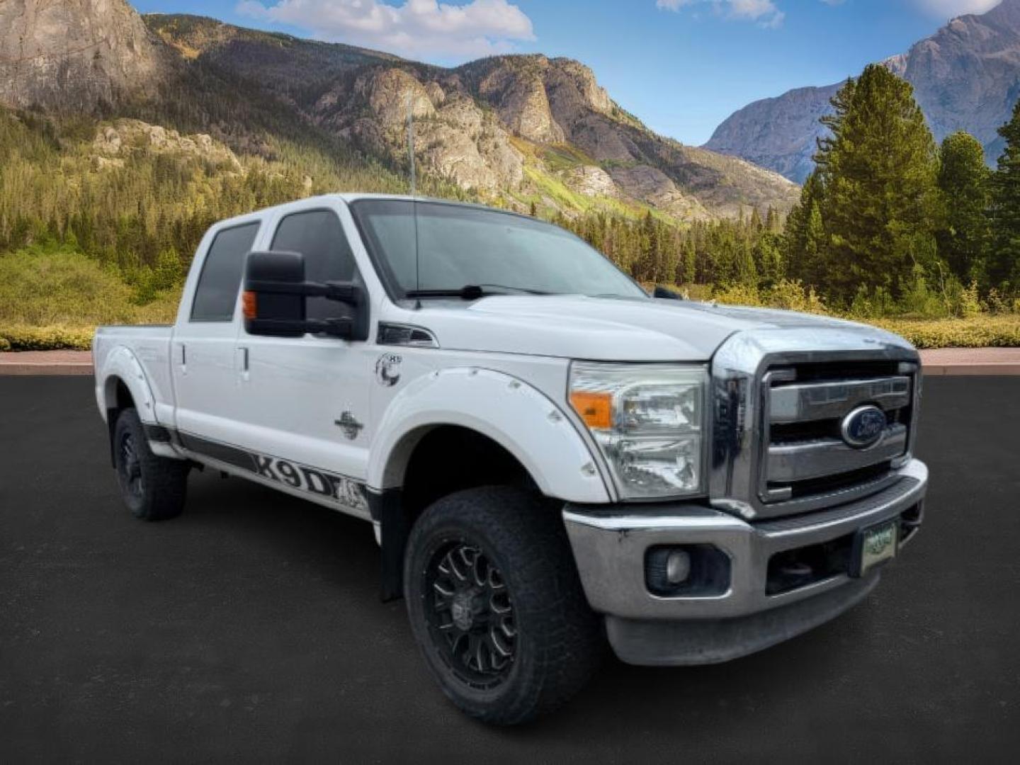 2011 White Platinum Metallic Tri-Coat /Adobe Ford F-350 (1FT8W3BT6BE) with an Powerstroke 67L V-8 diesel direct injection engine, Automatic transmission, located at 1175 N Woodruff Ave, Idaho Falls, ID, 83401, 43.506901, -111.999657 - At Timberline Auto, finding a great deal on your next vehicle is always easy! Our experienced sales staff's goal is to help find you the right vehicle at the right price! Our knowledgeable finance department has options for almost any credit score. We offer extended service contract options to prote - Photo#7