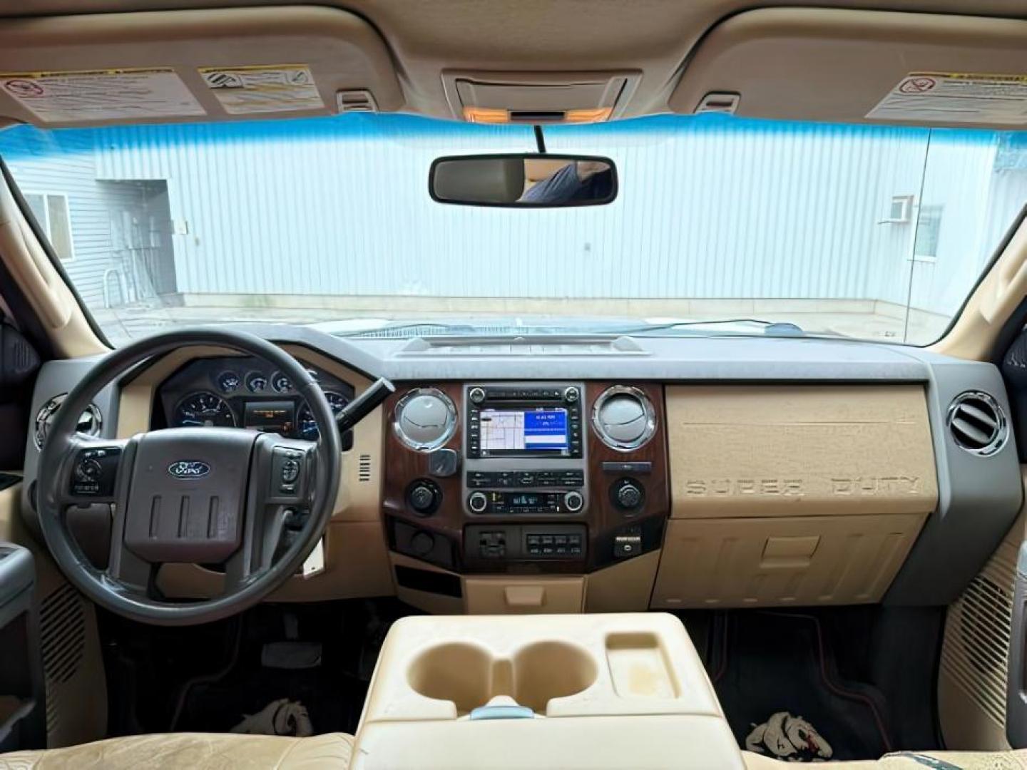 2011 White Platinum Metallic Tri-Coat /Adobe Ford F-350 (1FT8W3BT6BE) with an Powerstroke 67L V-8 diesel direct injection engine, Automatic transmission, located at 1175 N Woodruff Ave, Idaho Falls, ID, 83401, 43.506901, -111.999657 - At Timberline Auto, finding a great deal on your next vehicle is always easy! Our experienced sales staff's goal is to help find you the right vehicle at the right price! Our knowledgeable finance department has options for almost any credit score. We offer extended service contract options to prote - Photo#19