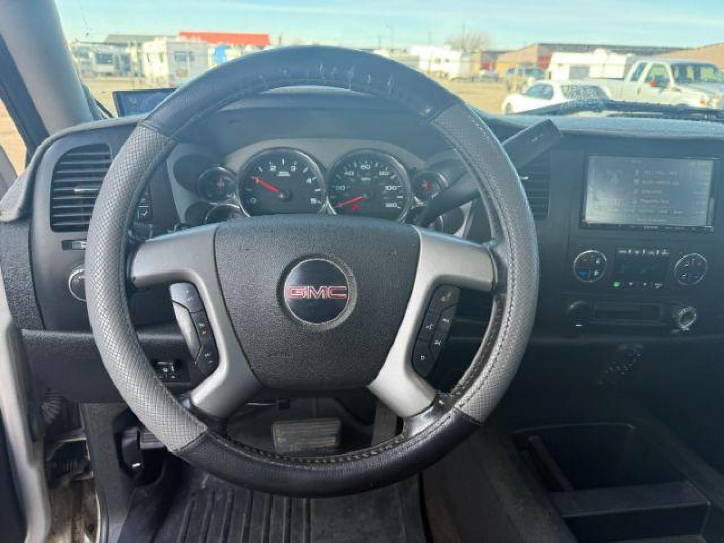 2008 SILVER /Ebony GMC Sierra 2500HD (1GTHK23668F) with an 66L V8 16V OHV TURBO DIESEL engine, Automatic transmission, located at 1175 N Woodruff Ave, Idaho Falls, ID, 83401, 43.506901, -111.999657 - At Timberline Auto, finding a great deal on your next vehicle is always easy! Our experienced sales staff's goal is to help find you the right vehicle at the right price! Our knowledgeable finance department has options for almost any credit score. We offer extended service contract options to prote - Photo#37