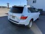 2013 WHITE /Black Toyota Highlander (5TDBK3EH3DS) with an 35L V-6 DOHC engine, Automatic transmission, located at 1175 N Woodruff Ave, Idaho Falls, ID, 83401, 43.506901, -111.999657 - At Timberline Auto, finding a great deal on your next vehicle is always easy! Our experienced sales staff's goal is to help find you the right vehicle at the right price! Our knowledgeable finance department has options for almost any credit score. We offer extended service contract options to prote - Photo#35