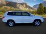 2013 WHITE /Black Toyota Highlander (5TDBK3EH3DS) with an 35L V-6 DOHC engine, Automatic transmission, located at 1175 N Woodruff Ave, Idaho Falls, ID, 83401, 43.506901, -111.999657 - At Timberline Auto, finding a great deal on your next vehicle is always easy! Our experienced sales staff's goal is to help find you the right vehicle at the right price! Our knowledgeable finance department has options for almost any credit score. We offer extended service contract options to prote - Photo#9