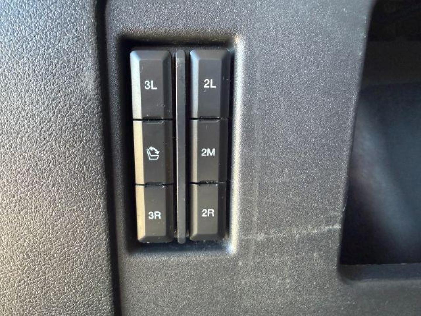 2024 SILVER /Black Onyx Ford Expedition (1FMJK1J80RE) with an EcoBoost 35L V-6 portdirect injection engine, Automatic transmission, located at 1175 N Woodruff Ave, Idaho Falls, ID, 83401, 43.506901, -111.999657 - At Timberline Auto, finding a great deal on your next vehicle is always easy! Our experienced sales staff's goal is to help find you the right vehicle at the right price! Our knowledgeable finance department has options for almost any credit score. We offer extended service contract options to prote - Photo#37