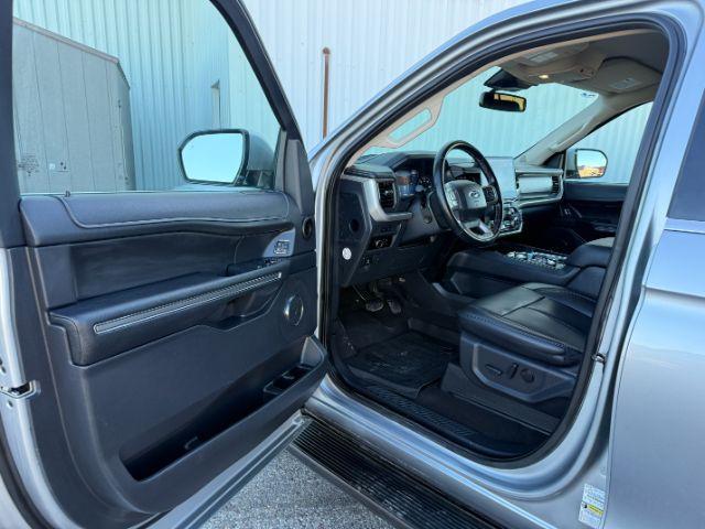 2024 SILVER /Black Onyx Ford Expedition XLT MAX (1FMJK1J80RE) with an EcoBoost 3.5L V-6 port/direct injection engine, AUTOMATIC transmission, located at 1235 N Woodruff Ave., Idaho Falls, 83401, (208) 523-1053, 43.507172, -112.000488 - This 2024 Ford Expedition delivers full-size SUV capability with refined comfort and modern technology, powered by the proven 3.5L EcoBoost V6 engine paired with an automatic transmission. Designed for confident daily driving and long-distance travel, it offers strong acceleration, smooth highway pe - Photo#44