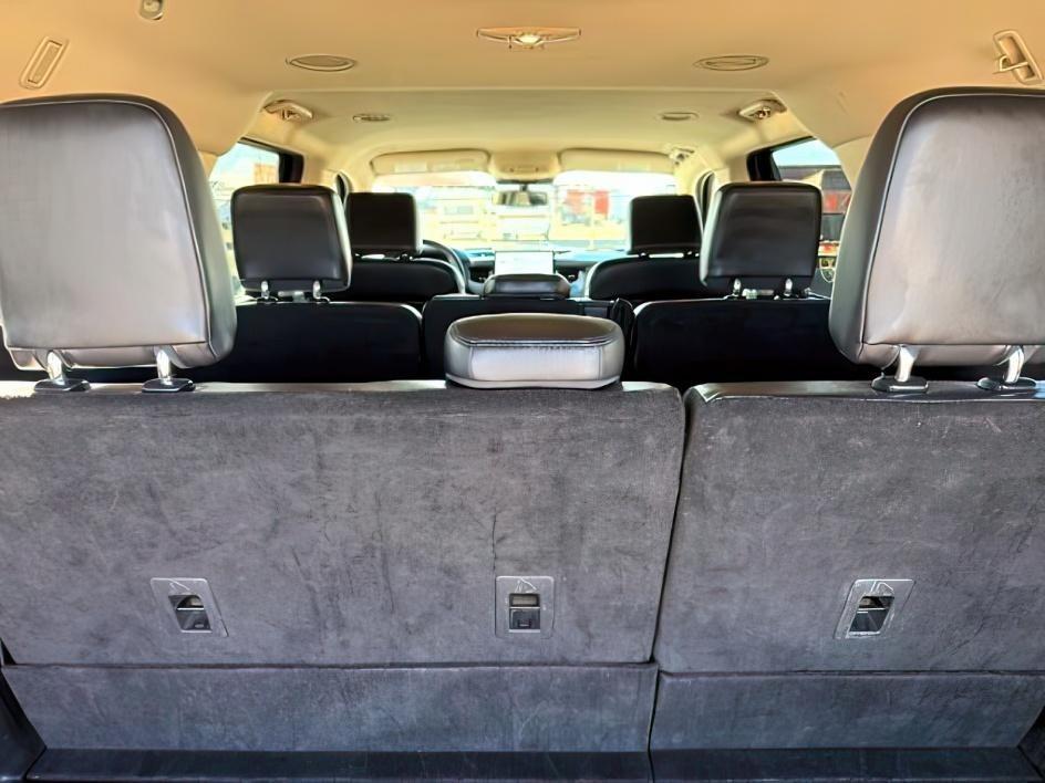 2024 SILVER /Black Onyx Ford Expedition XLT MAX (1FMJK1J80RE) with an EcoBoost 3.5L V-6 port/direct injection engine, AUTOMATIC transmission, located at 1235 N Woodruff Ave., Idaho Falls, 83401, (208) 523-1053, 43.507172, -112.000488 - This 2024 Ford Expedition delivers full-size SUV capability with refined comfort and modern technology, powered by the proven 3.5L EcoBoost V6 engine paired with an automatic transmission. Designed for confident daily driving and long-distance travel, it offers strong acceleration, smooth highway pe - Photo#8