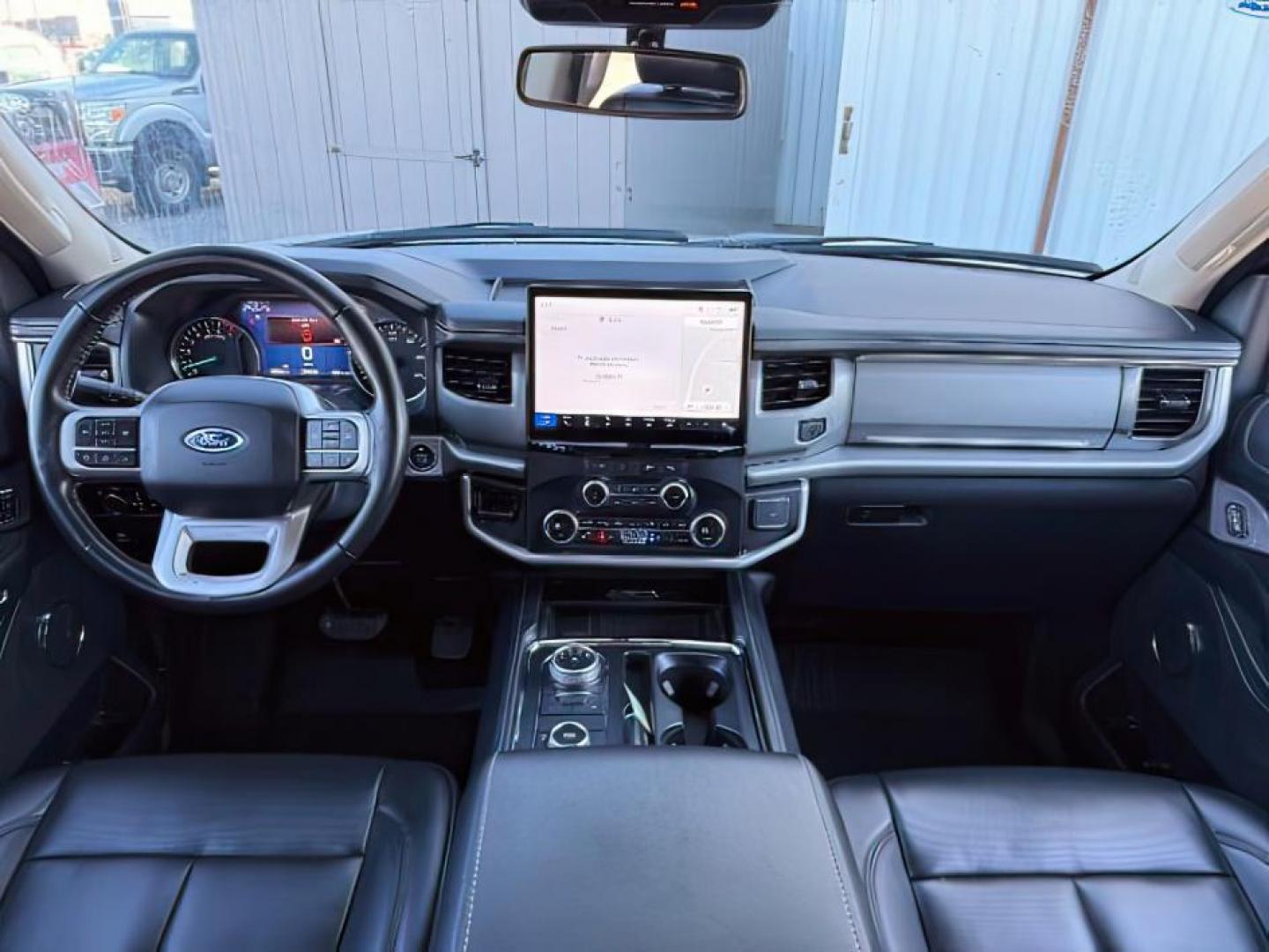 2024 SILVER /Black Onyx Ford Expedition (1FMJK1J80RE) with an EcoBoost 35L V-6 portdirect injection engine, Automatic transmission, located at 1175 N Woodruff Ave, Idaho Falls, ID, 83401, 43.506901, -111.999657 - At Timberline Auto, finding a great deal on your next vehicle is always easy! Our experienced sales staff's goal is to help find you the right vehicle at the right price! Our knowledgeable finance department has options for almost any credit score. We offer extended service contract options to prote - Photo#26