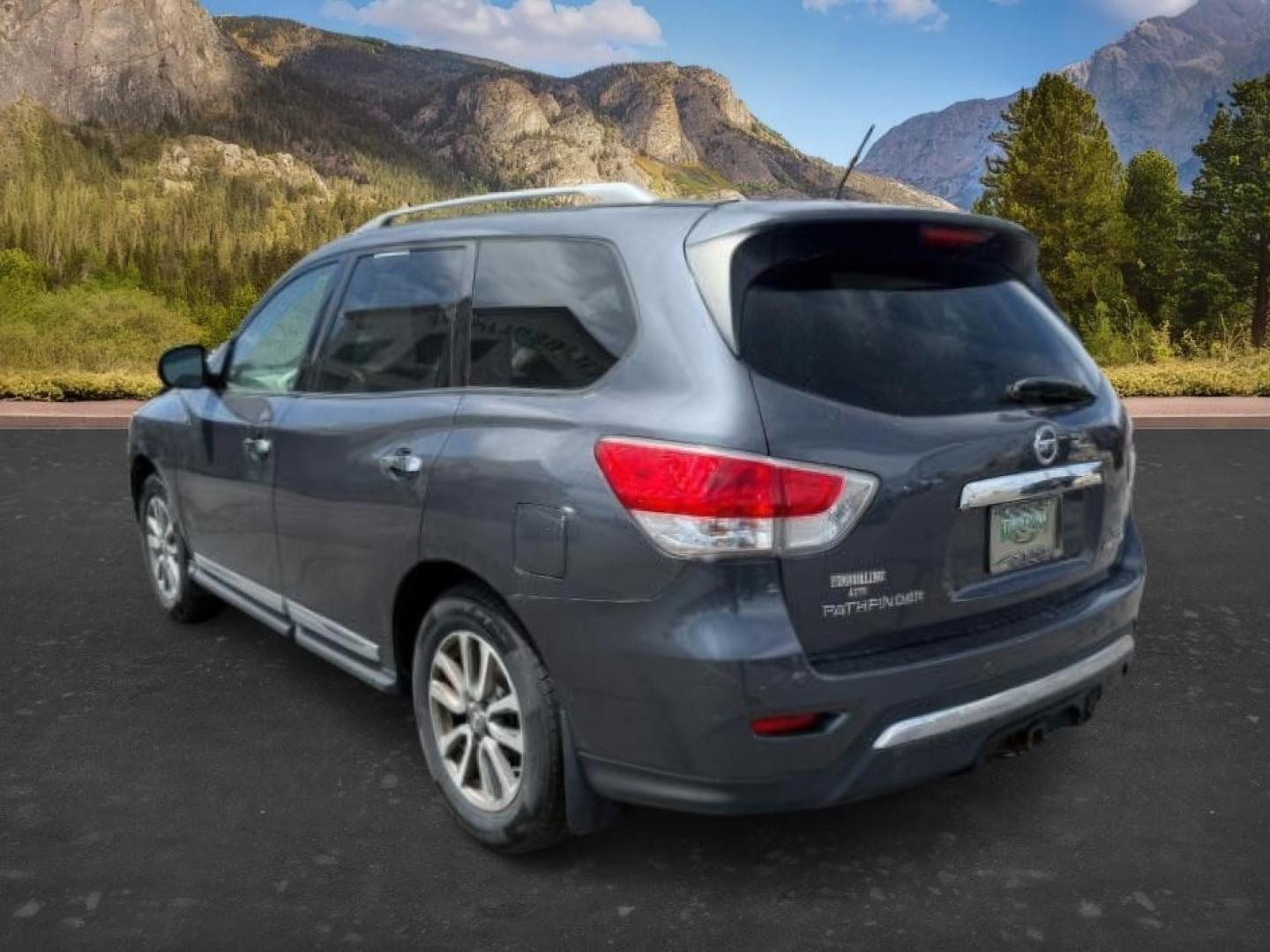 2013 GRAY /Charcoal Nissan Pathfinder (5N1AR2MMXDC) with an 35L V-6 DOHC engine, Automatic transmission, located at 1175 N Woodruff Ave, Idaho Falls, ID, 83401, 43.506901, -111.999657 - At Timberline Auto, finding a great deal on your next vehicle is always easy! Our experienced sales staff's goal is to help find you the right vehicle at the right price! Our knowledgeable finance department has options for almost any credit score. We offer extended service contract options to prote - Photo#2