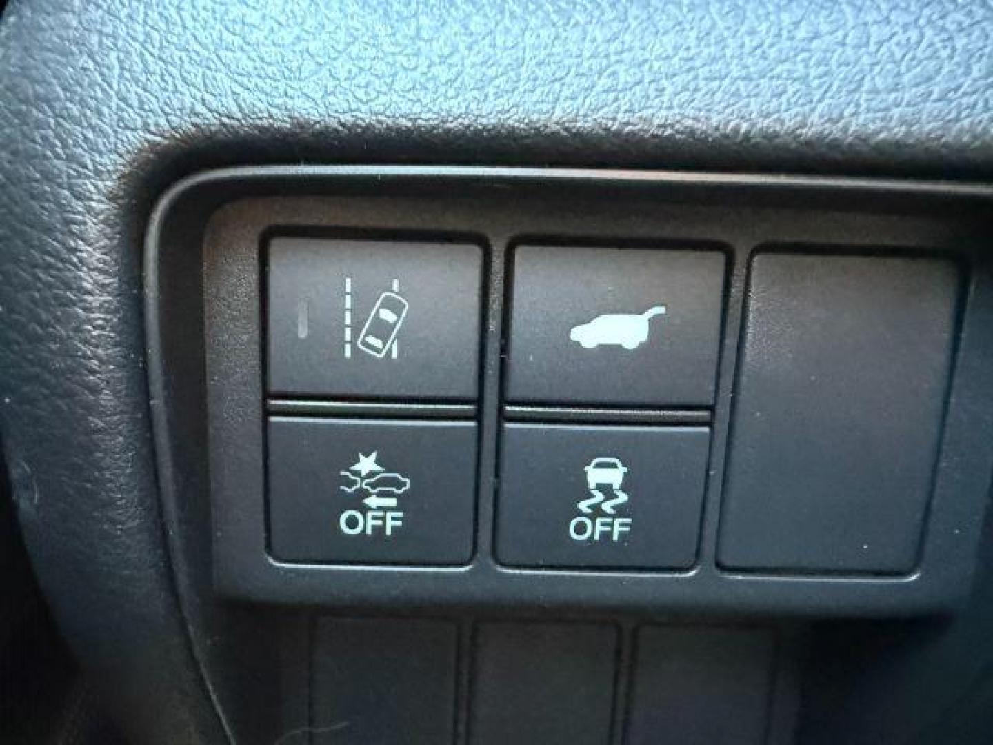 2020 BLUE /Black Honda CR-V AWD Touring (7FARW2H91LE) with an 1.5L I-4 gasoline direct injection engine, AUTOMATIC transmission, located at 1235 N Woodruff Ave., Idaho Falls, 83401, (208) 523-1053, 43.507172, -112.000488 - At Timberline Auto, finding a great deal on your next vehicle is always easy! Our experienced sales staff's goal is to help find you the right vehicle at the right price! Our knowledgeable finance department has options for almost any credit score. We offer extended service contract options to prote - Photo#53