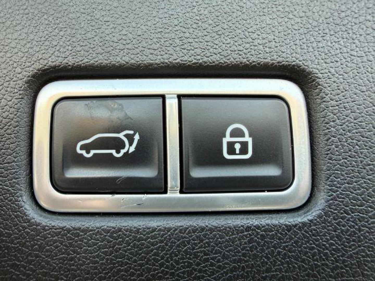 2021 BLUE /Black KIA Sorento (5XYRKDLFXMG) with an 25L I-4 portdirect injection engine, Automatic transmission, located at 1175 N Woodruff Ave, Idaho Falls, ID, 83401, 43.506901, -111.999657 - At Timberline Auto, finding a great deal on your next vehicle is always easy! Our experienced sales staff's goal is to help find you the right vehicle at the right price! Our knowledgeable finance department has options for almost any credit score. We offer extended service contract options to prote - Photo#36