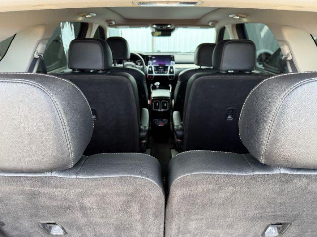 2021 BLUE /Black Kia Sorento SX | SX Prestige (5XYRKDLFXMG) with an 2.5L I-4 port/direct injection engine, AUTOMATIC transmission, located at 1235 N Woodruff Ave., Idaho Falls, 83401, (208) 523-1053, 43.507172, -112.000488 - Photo#37