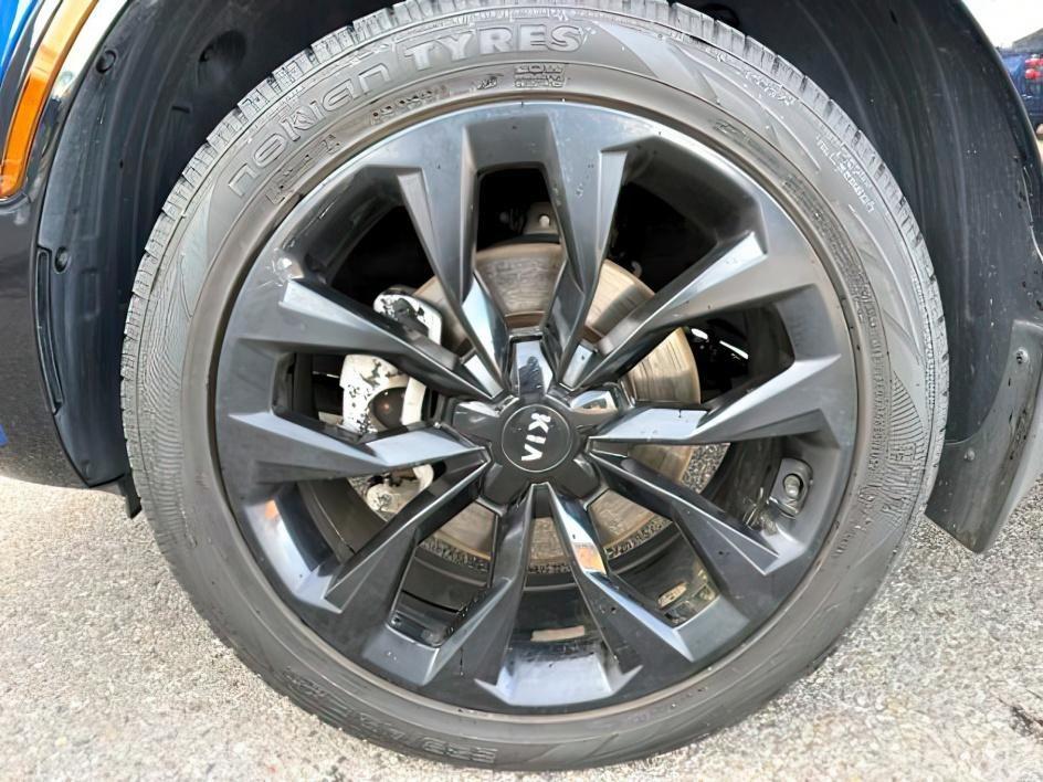 2021 BLUE /Black Kia Sorento SX | SX Prestige (5XYRKDLFXMG) with an 2.5L I-4 port/direct injection engine, AUTOMATIC transmission, located at 1235 N Woodruff Ave., Idaho Falls, 83401, (208) 523-1053, 43.507172, -112.000488 - Photo#13