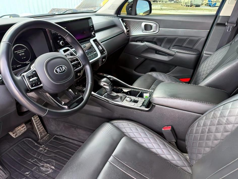 2021 BLUE /Black Kia Sorento SX | SX Prestige (5XYRKDLFXMG) with an 2.5L I-4 port/direct injection engine, AUTOMATIC transmission, located at 1235 N Woodruff Ave., Idaho Falls, 83401, (208) 523-1053, 43.507172, -112.000488 - Photo#16