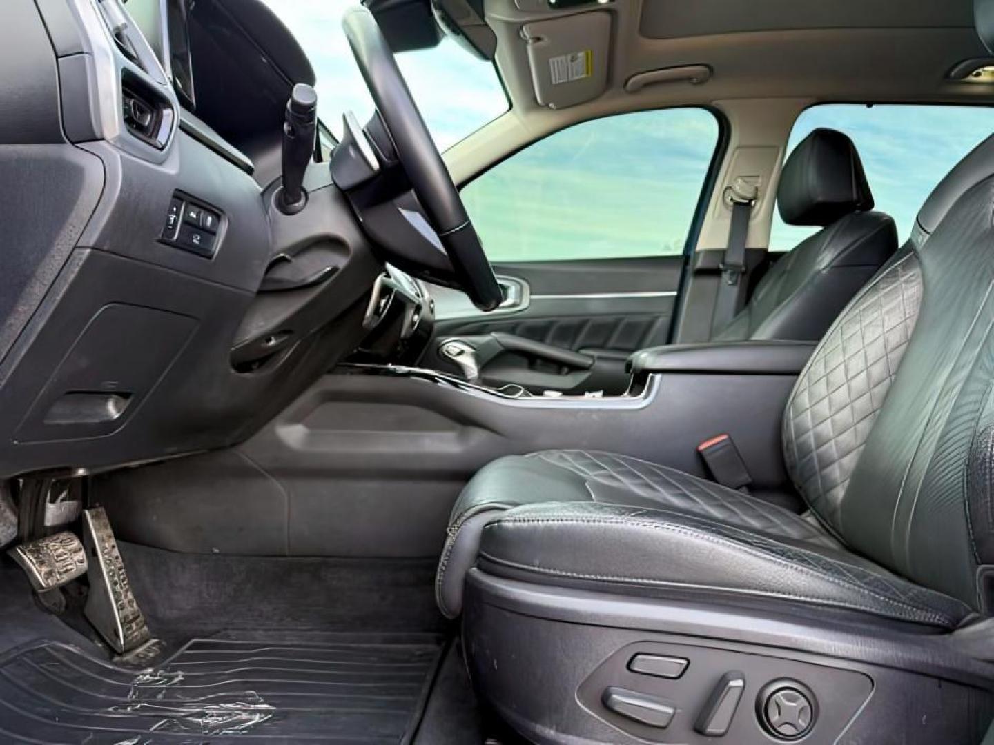 2021 BLUE /Black Kia Sorento SX | SX Prestige (5XYRKDLFXMG) with an 2.5L I-4 port/direct injection engine, AUTOMATIC transmission, located at 1235 N Woodruff Ave., Idaho Falls, 83401, (208) 523-1053, 43.507172, -112.000488 - At Timberline Auto, finding a great deal on your next vehicle is always easy! Our experienced sales staff's goal is to help find you the right vehicle at the right price! Our knowledgeable finance department has options for almost any credit score. We offer extended service contract options to prote - Photo#15