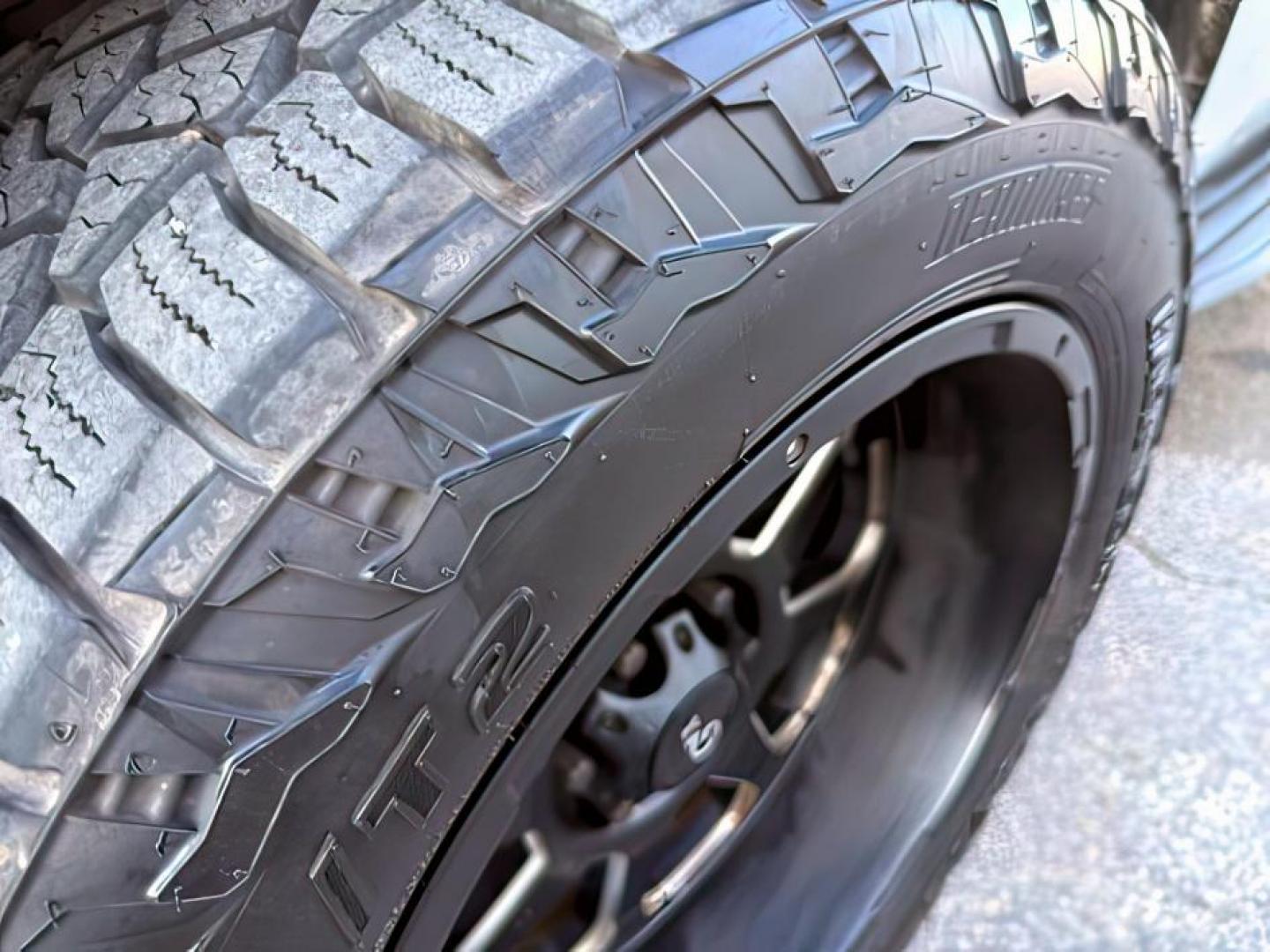 2015 SILVER /Jet Black Chevrolet Suburban 1500 (1GNSKJKC4FR) with an EcoTec3 53L V-8 gasoline direct injection engine, Automatic transmission, located at 1175 N Woodruff Ave, Idaho Falls, ID, 83401, 43.506901, -111.999657 - At Timberline Auto, finding a great deal on your next vehicle is always easy! Our experienced sales staff's goal is to help find you the right vehicle at the right price! Our knowledgeable finance department has options for almost any credit score. We offer extended service contract options to prote - Photo#13