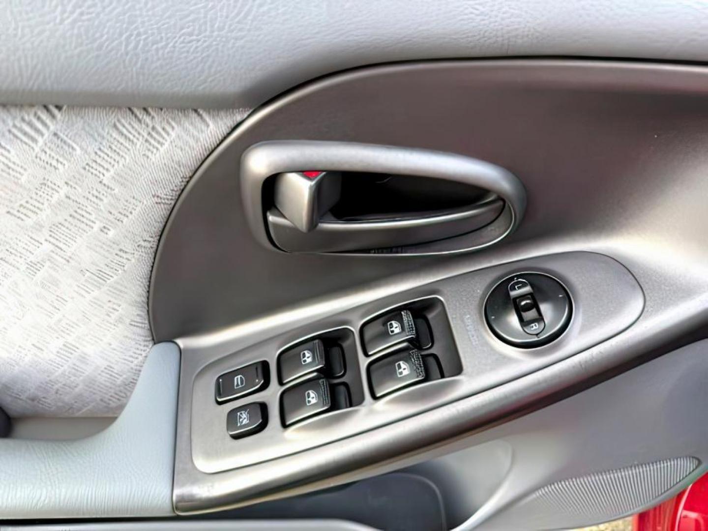 2004 RED /Gray Hyundai Elantra (KMHDN46D04U) with an 2L I-4 DOHC engine, Automatic transmission, located at 1175 N Woodruff Ave, Idaho Falls, ID, 83401, 43.506901, -111.999657 - At Timberline Auto, finding a great deal on your next vehicle is always easy! Our experienced sales staff's goal is to help find you the right vehicle at the right price! Our knowledgeable finance department has options for almost any credit score. We offer extended service contract options to prote - Photo#15