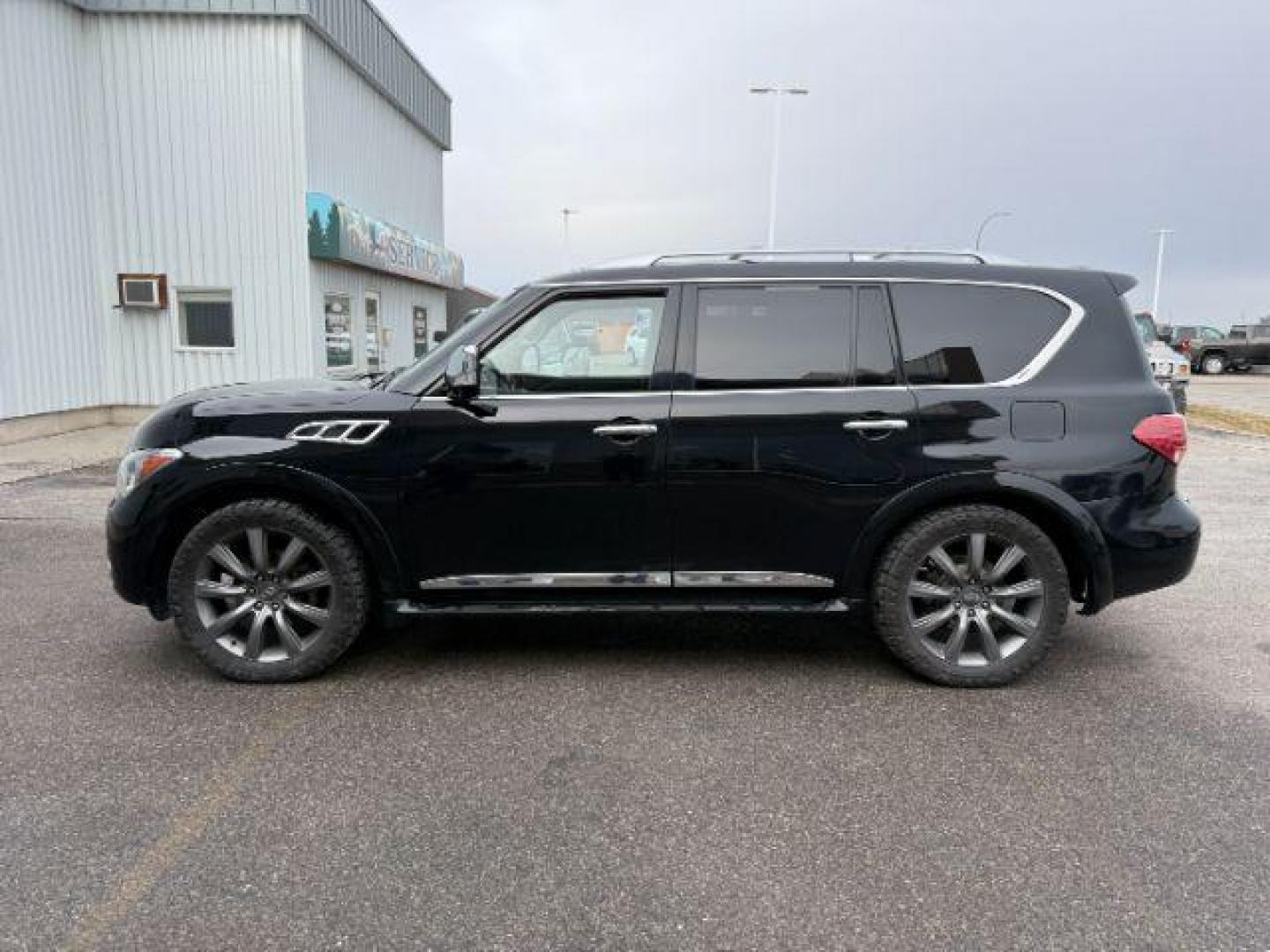 2013 BLACK /CLOTH Infiniti QX56 (JN8AZ2NEXD9) with an 56L V8 engine, Automatic transmission, located at 1175 N Woodruff Ave, Idaho Falls, ID, 83401, 43.506901, -111.999657 - Photo#31