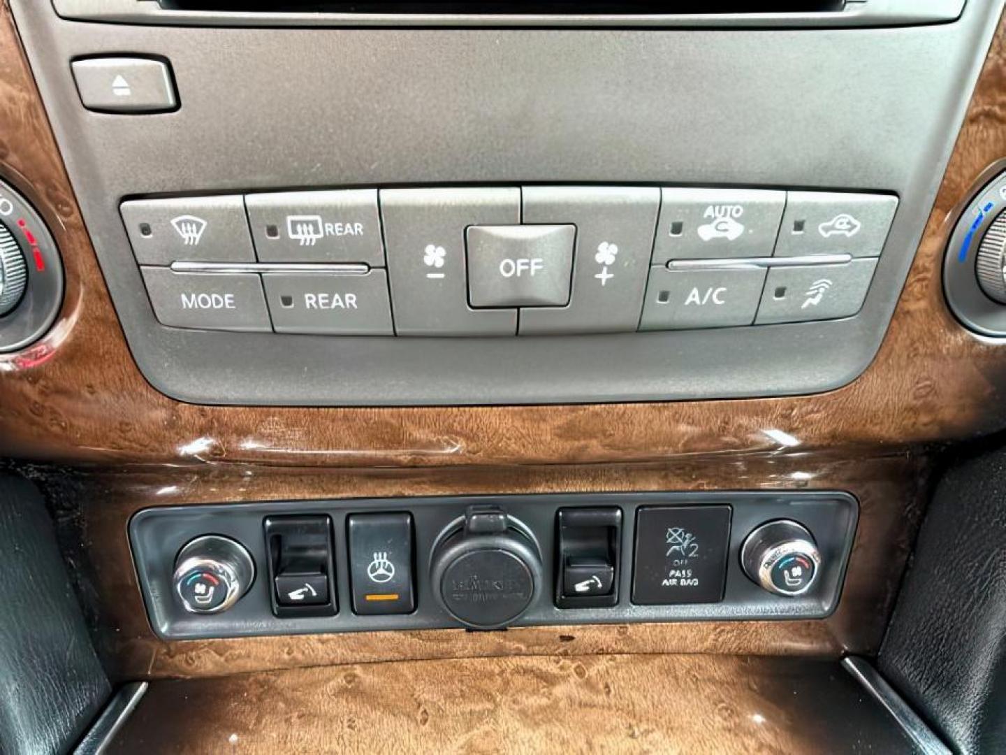 2013 BLACK /CLOTH Infiniti QX56 (JN8AZ2NEXD9) with an 56L V8 engine, Automatic transmission, located at 1175 N Woodruff Ave, Idaho Falls, ID, 83401, 43.506901, -111.999657 - Photo#20