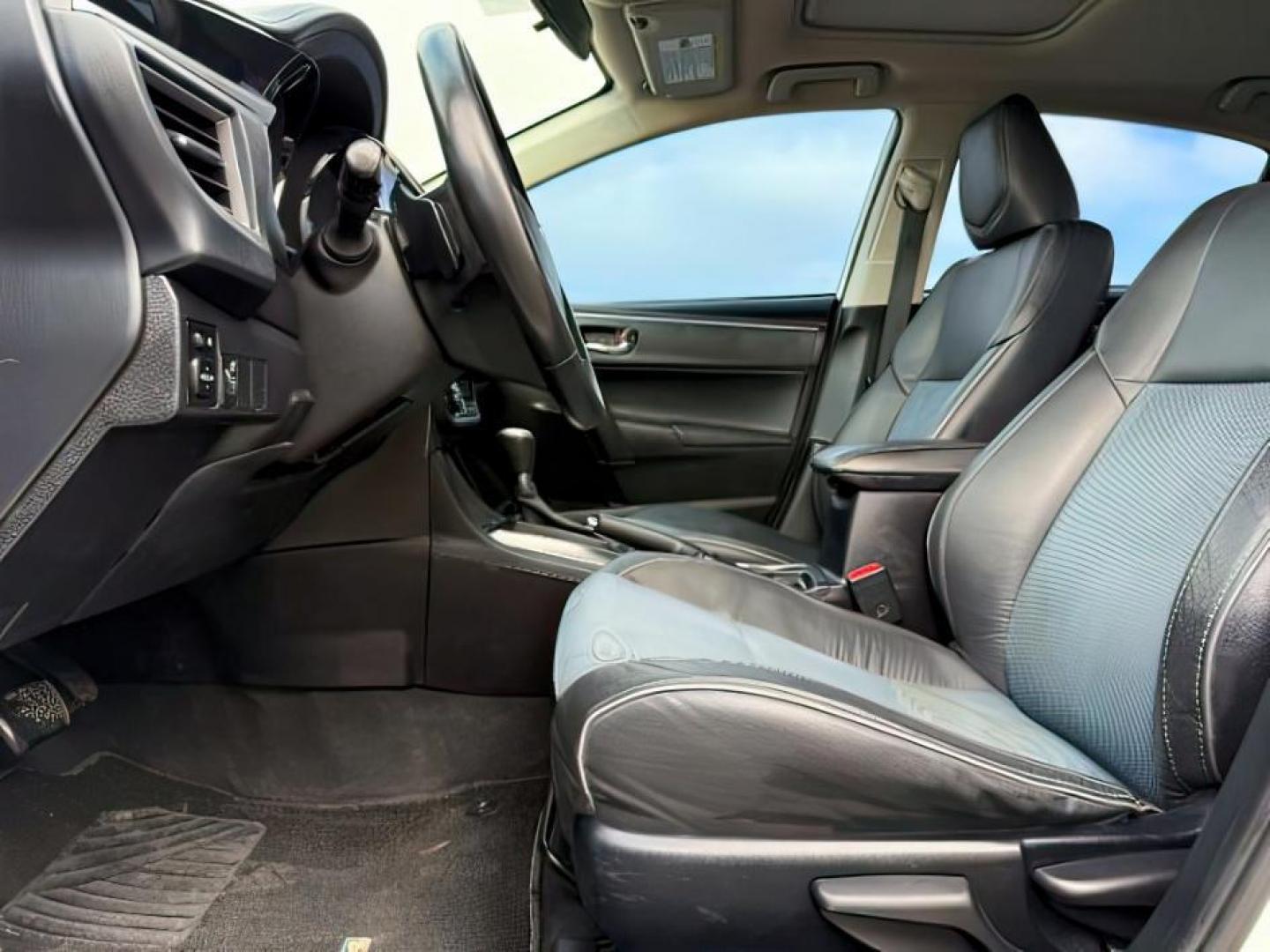 2014 Super White /Black Toyota Corolla (2T1BURHEXEC) with an 18L I-4 DOHC engine, Automatic transmission, located at 1175 N Woodruff Ave, Idaho Falls, ID, 83401, 43.506901, -111.999657 - At Timberline Auto, finding a great deal on your next vehicle is always easy! Our experienced sales staff's goal is to help find you the right vehicle at the right price! Our knowledgeable finance department has options for almost any credit score. We offer extended service contract options to prote - Photo#11