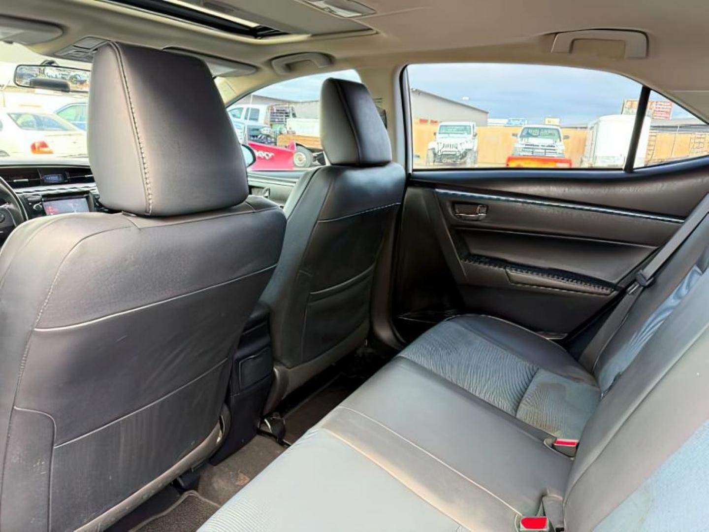 2014 Super White /Black Toyota Corolla (2T1BURHEXEC) with an 18L I-4 DOHC engine, Automatic transmission, located at 1175 N Woodruff Ave, Idaho Falls, ID, 83401, 43.506901, -111.999657 - At Timberline Auto, finding a great deal on your next vehicle is always easy! Our experienced sales staff's goal is to help find you the right vehicle at the right price! Our knowledgeable finance department has options for almost any credit score. We offer extended service contract options to prote - Photo#20