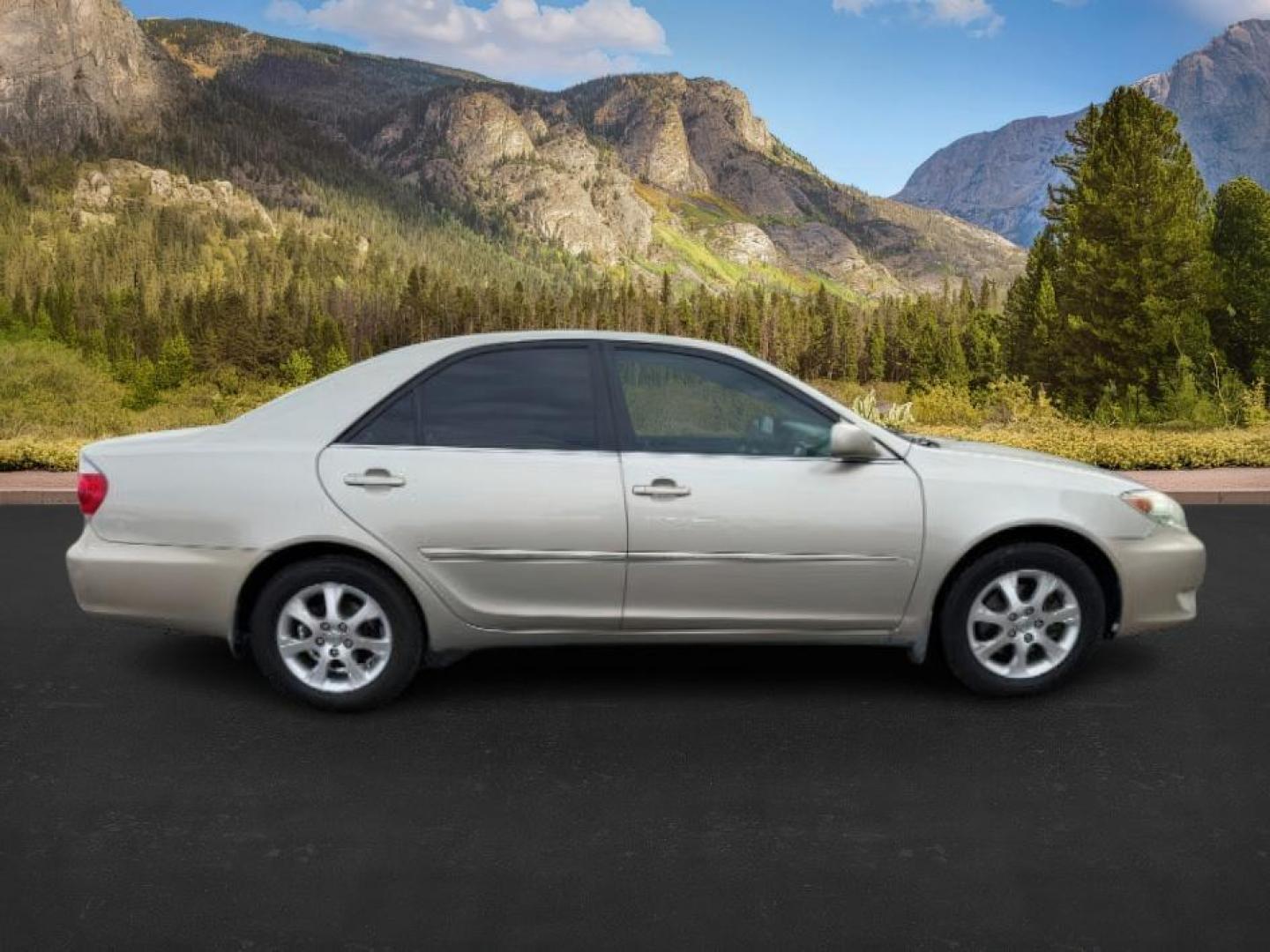 2005 GOLD /CLOTH Toyota Camry (4T1BF30K45U) with an 30L V6 engine, Automatic transmission, located at 1175 N Woodruff Ave, Idaho Falls, ID, 83401, 43.506901, -111.999657 - At Timberline Auto, finding a great deal on your next vehicle is always easy! Our experienced sales staff's goal is to help find you the right vehicle at the right price! Our knowledgeable finance department has options for almost any credit score. We offer extended service contract options to prote - Photo#5