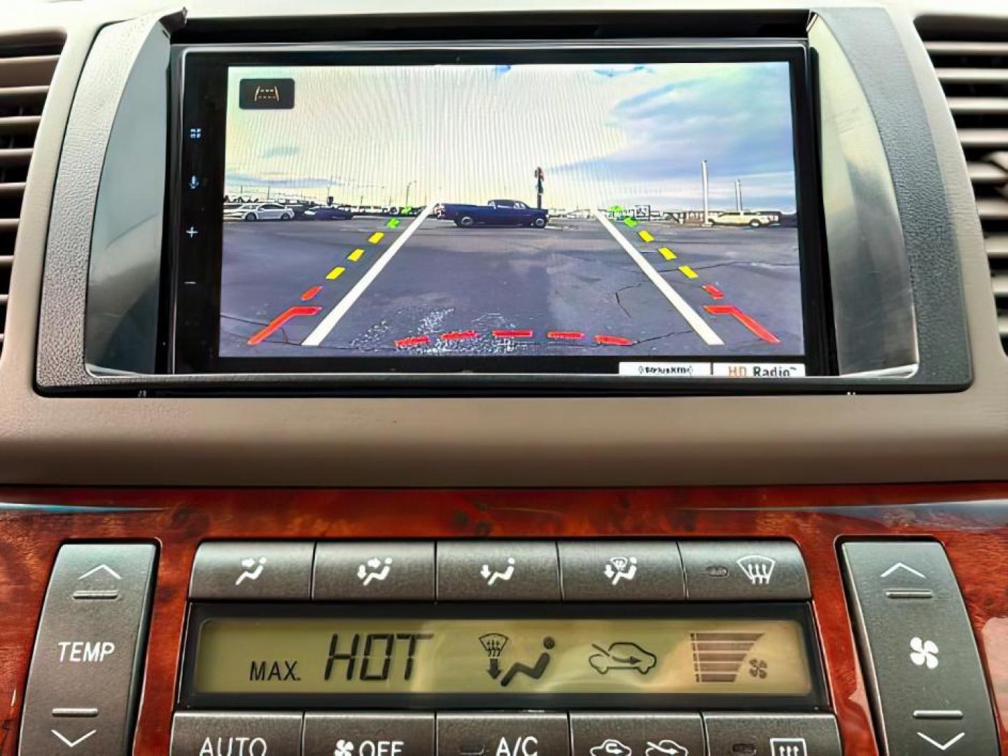 2005 GOLD /CLOTH Toyota Camry (4T1BF30K45U) with an 30L V6 engine, Automatic transmission, located at 1175 N Woodruff Ave, Idaho Falls, ID, 83401, 43.506901, -111.999657 - At Timberline Auto, finding a great deal on your next vehicle is always easy! Our experienced sales staff's goal is to help find you the right vehicle at the right price! Our knowledgeable finance department has options for almost any credit score. We offer extended service contract options to prote - Photo#14