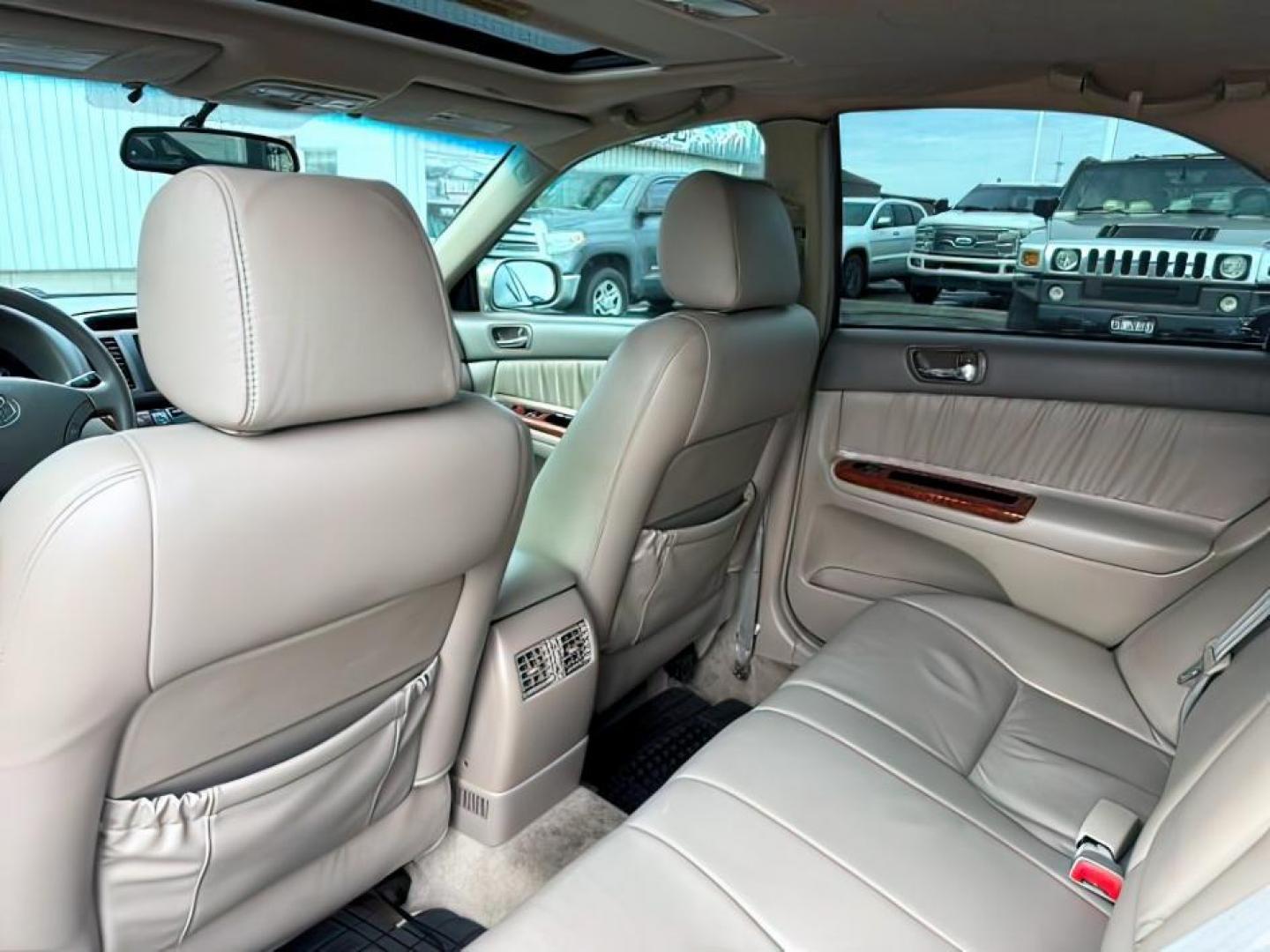 2005 GOLD /CLOTH Toyota Camry (4T1BF30K45U) with an 30L V6 engine, Automatic transmission, located at 1175 N Woodruff Ave, Idaho Falls, ID, 83401, 43.506901, -111.999657 - At Timberline Auto, finding a great deal on your next vehicle is always easy! Our experienced sales staff's goal is to help find you the right vehicle at the right price! Our knowledgeable finance department has options for almost any credit score. We offer extended service contract options to prote - Photo#20