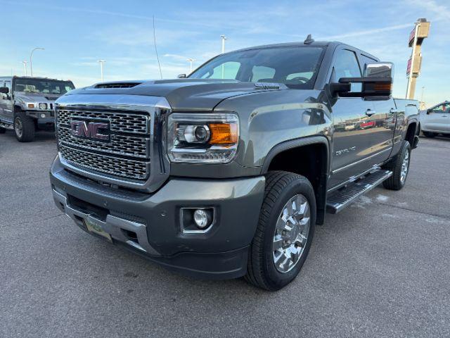 photo of 2018 GMC Sierra 2500HD Denali