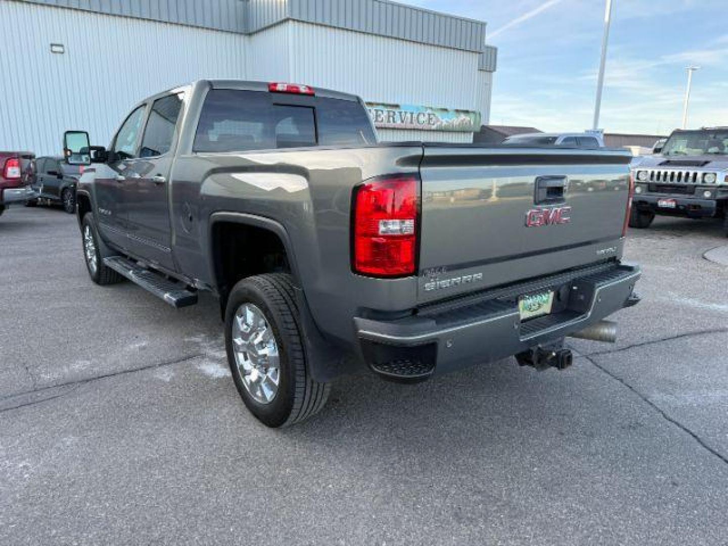 2018 GRAY /Jet Black GMC Sierra 2500HD (1GT12UEY6JF) with an 66L V8 16V OHV TURBO DIESEL engine, Automatic transmission, located at 1175 N Woodruff Ave, Idaho Falls, ID, 83401, 43.506901, -111.999657 - At Timberline Auto, finding a great deal on your next vehicle is always easy! Our experienced sales staff's goal is to help find you the right vehicle at the right price! Our knowledgeable finance department has options for almost any credit score. We offer extended service contract options to prote - Photo#29
