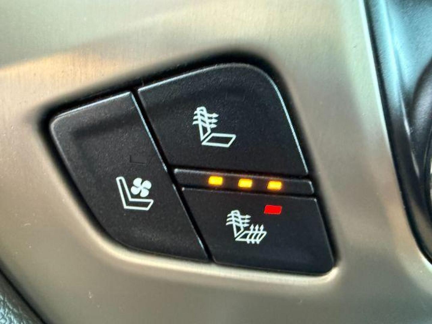 2018 GRAY /Jet Black GMC Sierra 2500HD (1GT12UEY6JF) with an 66L V8 16V OHV TURBO DIESEL engine, Automatic transmission, located at 1175 N Woodruff Ave, Idaho Falls, ID, 83401, 43.506901, -111.999657 - At Timberline Auto, finding a great deal on your next vehicle is always easy! Our experienced sales staff's goal is to help find you the right vehicle at the right price! Our knowledgeable finance department has options for almost any credit score. We offer extended service contract options to prote - Photo#44