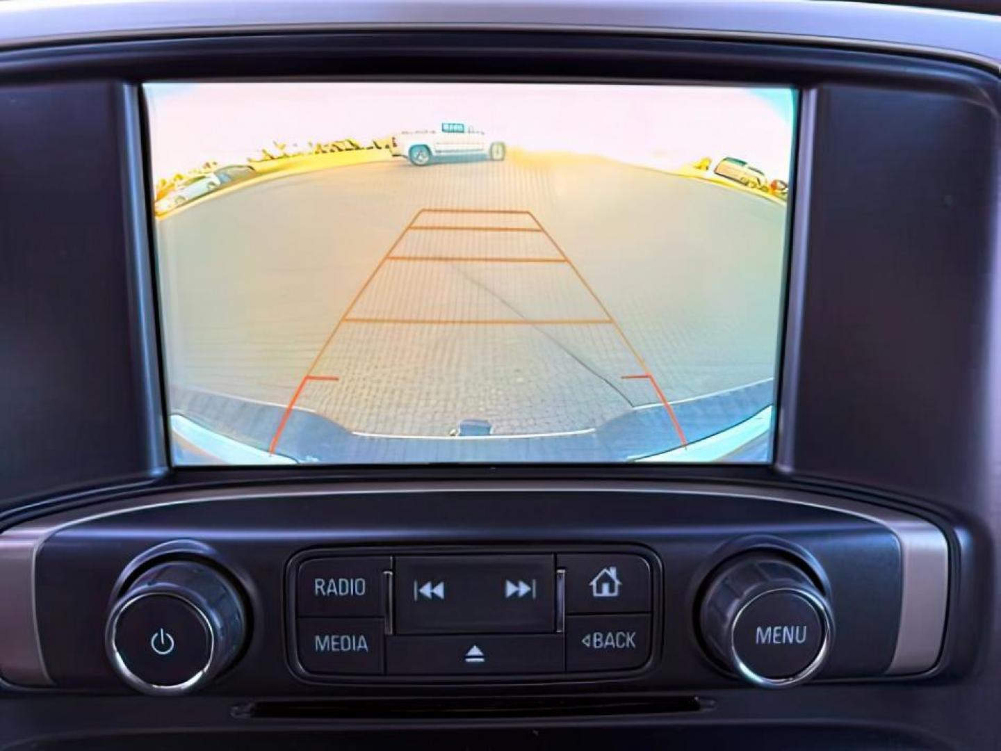 2018 GRAY /Jet Black GMC Sierra 2500HD (1GT12UEY6JF) with an 66L V8 16V OHV TURBO DIESEL engine, Automatic transmission, located at 1175 N Woodruff Ave, Idaho Falls, ID, 83401, 43.506901, -111.999657 - At Timberline Auto, finding a great deal on your next vehicle is always easy! Our experienced sales staff's goal is to help find you the right vehicle at the right price! Our knowledgeable finance department has options for almost any credit score. We offer extended service contract options to prote - Photo#16