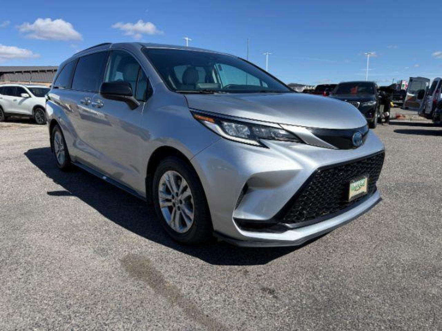 2022 SILVER /Graphite Toyota Sienna (5TDGSKFC3NS) with an Dynamic Force 25L I-4 portdirect injection engine, Automatic transmission, located at 1175 N Woodruff Ave, Idaho Falls, ID, 83401, 43.506901, -111.999657 - At Timberline Auto, finding a great deal on your next vehicle is always easy! Our experienced sales staff's goal is to help find you the right vehicle at the right price! Our knowledgeable finance department has options for almost any credit score. We offer extended service contract options to prote - Photo#40