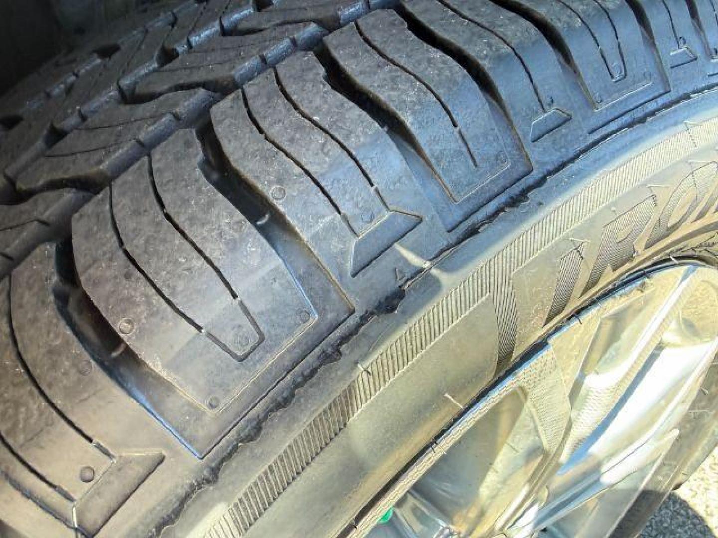 2022 SILVER /Graphite Toyota Sienna (5TDGSKFC3NS) with an Dynamic Force 25L I-4 portdirect injection engine, Automatic transmission, located at 1175 N Woodruff Ave, Idaho Falls, ID, 83401, 43.506901, -111.999657 - At Timberline Auto, finding a great deal on your next vehicle is always easy! Our experienced sales staff's goal is to help find you the right vehicle at the right price! Our knowledgeable finance department has options for almost any credit score. We offer extended service contract options to prote - Photo#42