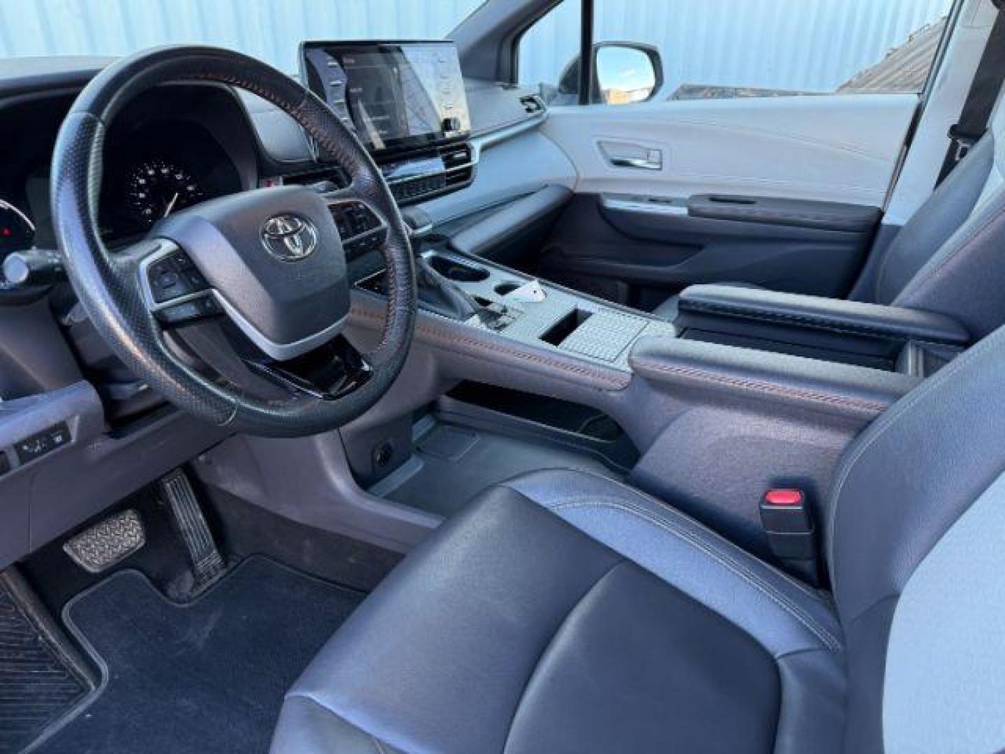 2022 SILVER /Graphite Toyota Sienna (5TDGSKFC3NS) with an Dynamic Force 25L I-4 portdirect injection engine, Automatic transmission, located at 1175 N Woodruff Ave, Idaho Falls, ID, 83401, 43.506901, -111.999657 - At Timberline Auto, finding a great deal on your next vehicle is always easy! Our experienced sales staff's goal is to help find you the right vehicle at the right price! Our knowledgeable finance department has options for almost any credit score. We offer extended service contract options to prote - Photo#45