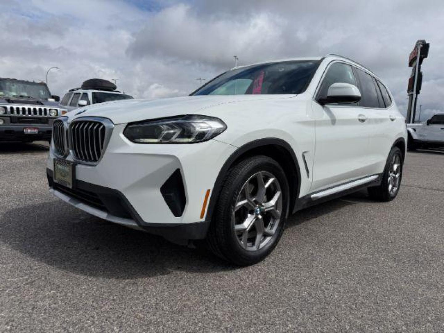 2024 Alpine White /Black BMW X3 (5UX53DP06R9) with an 2L I-4 gasoline direct injection engine, Automatic transmission, located at 1175 N Woodruff Ave, Idaho Falls, ID, 83401, 43.506901, -111.999657 - Photo#30