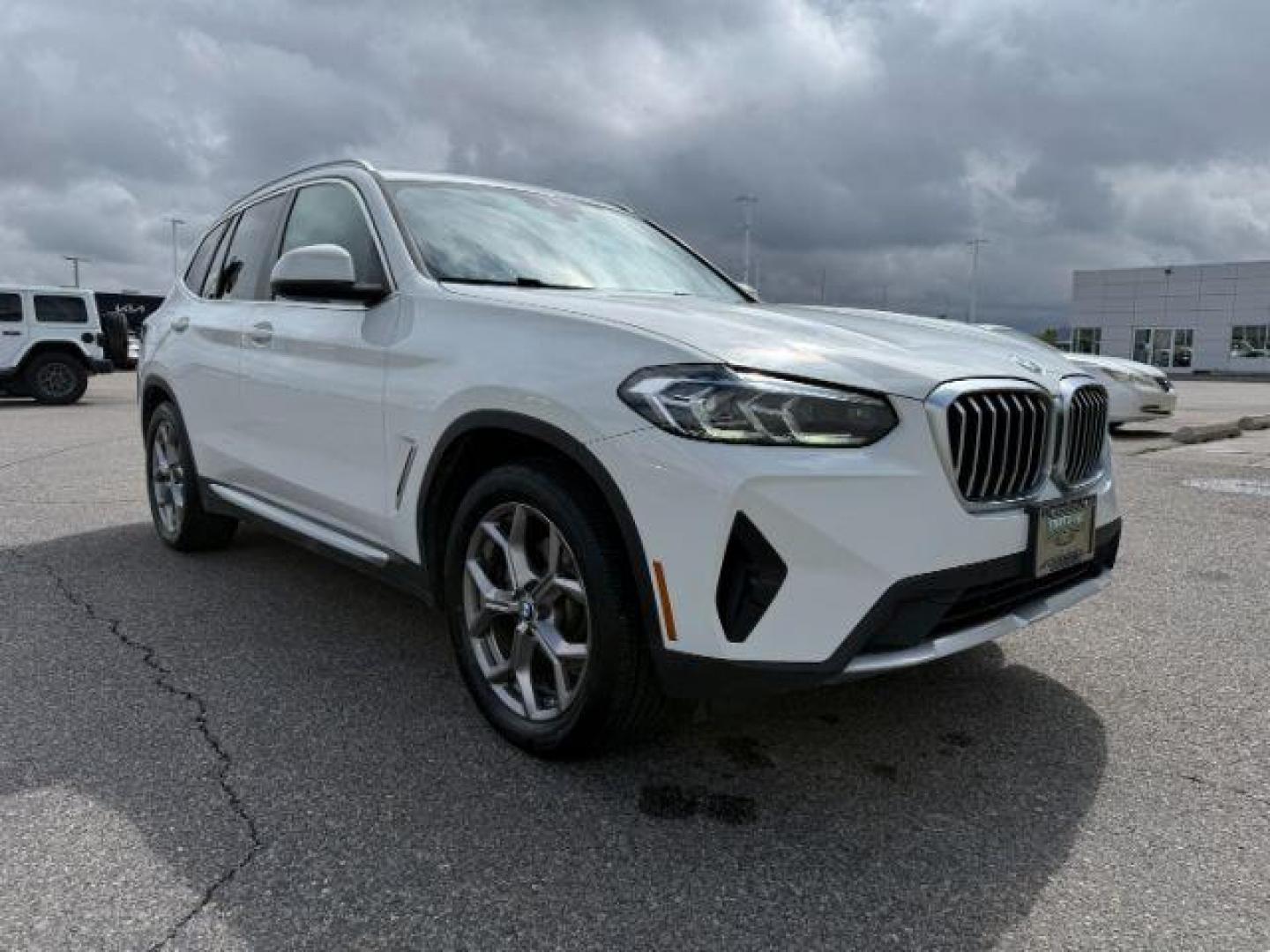 2024 Alpine White /Black BMW X3 (5UX53DP06R9) with an 2L I-4 gasoline direct injection engine, Automatic transmission, located at 1175 N Woodruff Ave, Idaho Falls, ID, 83401, 43.506901, -111.999657 - Photo#40
