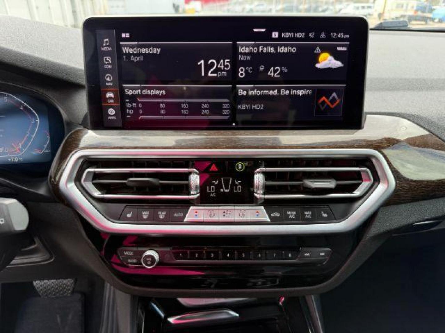 2024 Alpine White /Black BMW X3 (5UX53DP06R9) with an 2L I-4 gasoline direct injection engine, Automatic transmission, located at 1175 N Woodruff Ave, Idaho Falls, ID, 83401, 43.506901, -111.999657 - Photo#48