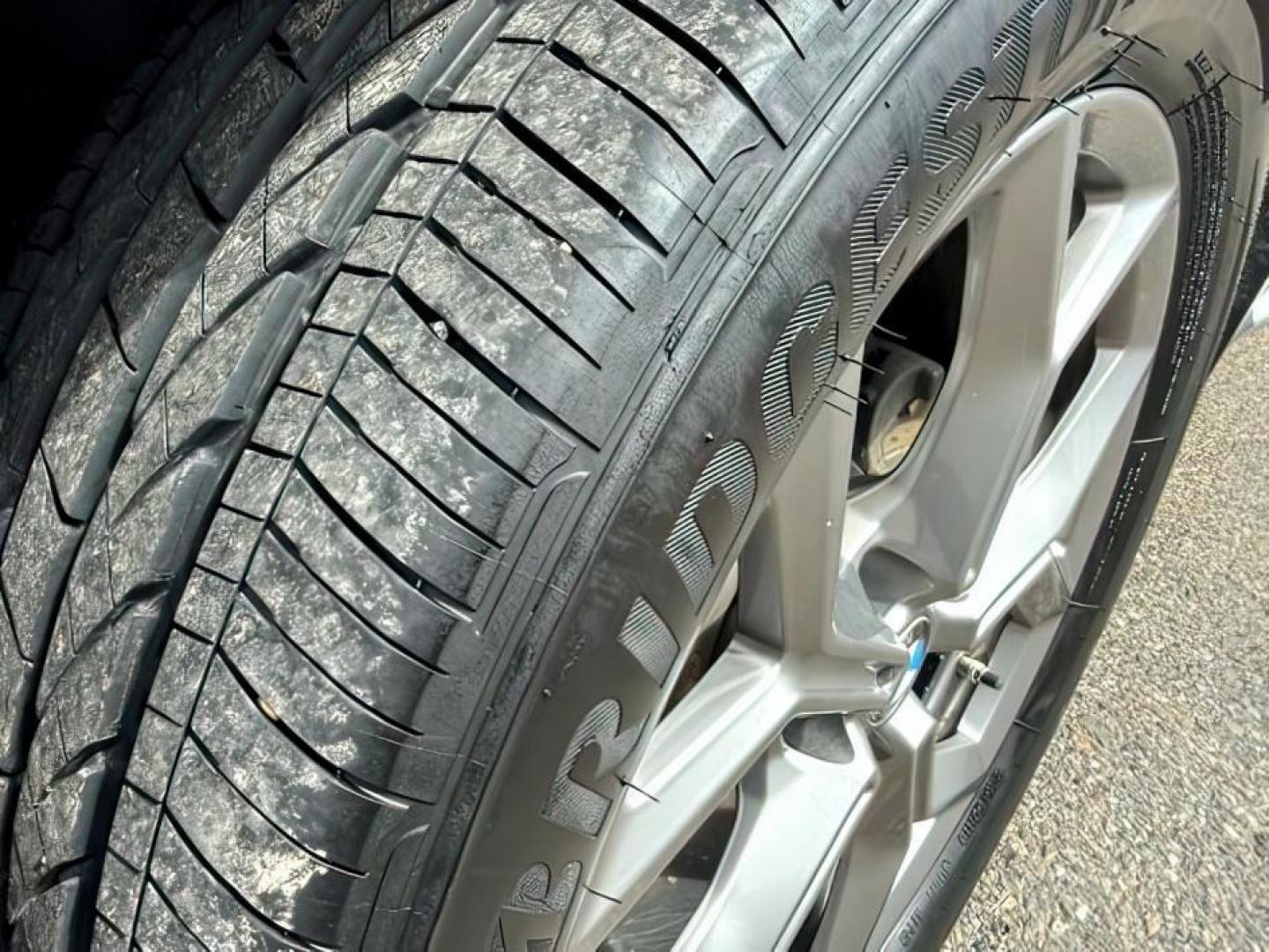 2024 Alpine White /Black BMW X3 (5UX53DP06R9) with an 2L I-4 gasoline direct injection engine, Automatic transmission, located at 1175 N Woodruff Ave, Idaho Falls, ID, 83401, 43.506901, -111.999657 - Photo#12