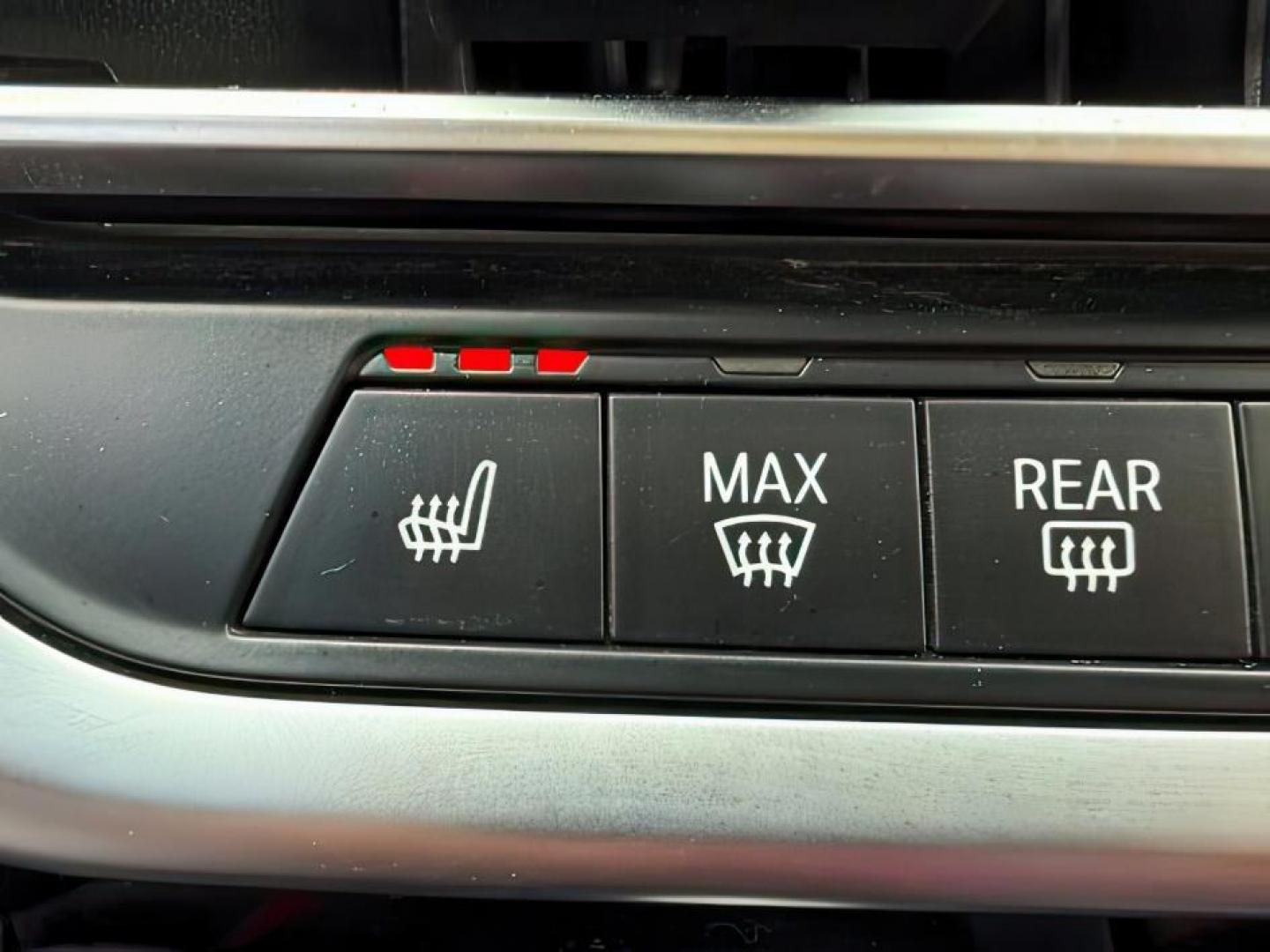 2024 Alpine White /Black BMW X3 (5UX53DP06R9) with an 2L I-4 gasoline direct injection engine, Automatic transmission, located at 1175 N Woodruff Ave, Idaho Falls, ID, 83401, 43.506901, -111.999657 - Photo#23