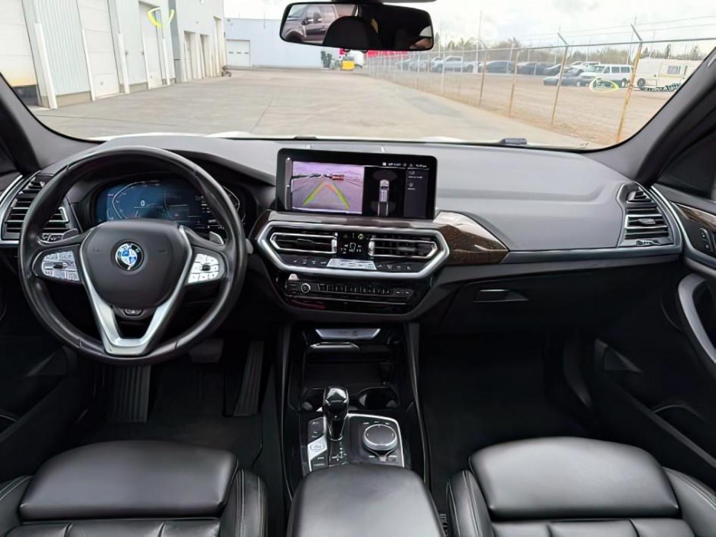 2024 Alpine White /Black BMW X3 (5UX53DP06R9) with an 2L I-4 gasoline direct injection engine, Automatic transmission, located at 1175 N Woodruff Ave, Idaho Falls, ID, 83401, 43.506901, -111.999657 - Photo#26