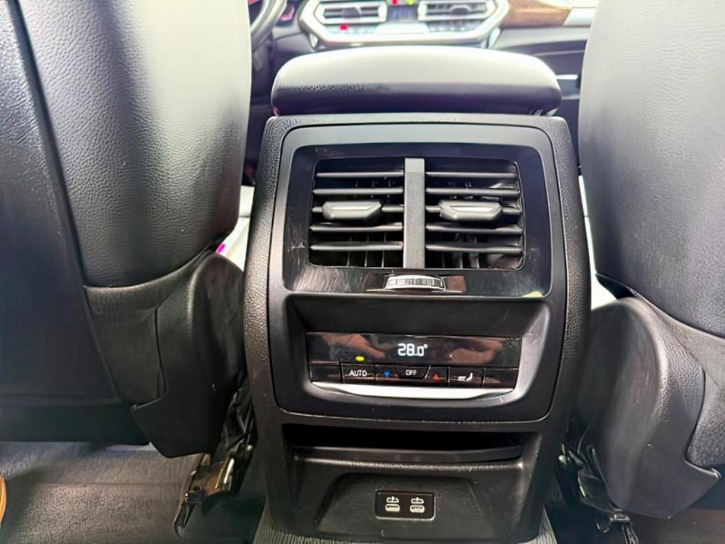 2024 Alpine White /Black BMW X3 (5UX53DP06R9) with an 2L I-4 gasoline direct injection engine, Automatic transmission, located at 1175 N Woodruff Ave, Idaho Falls, ID, 83401, 43.506901, -111.999657 - Photo#27