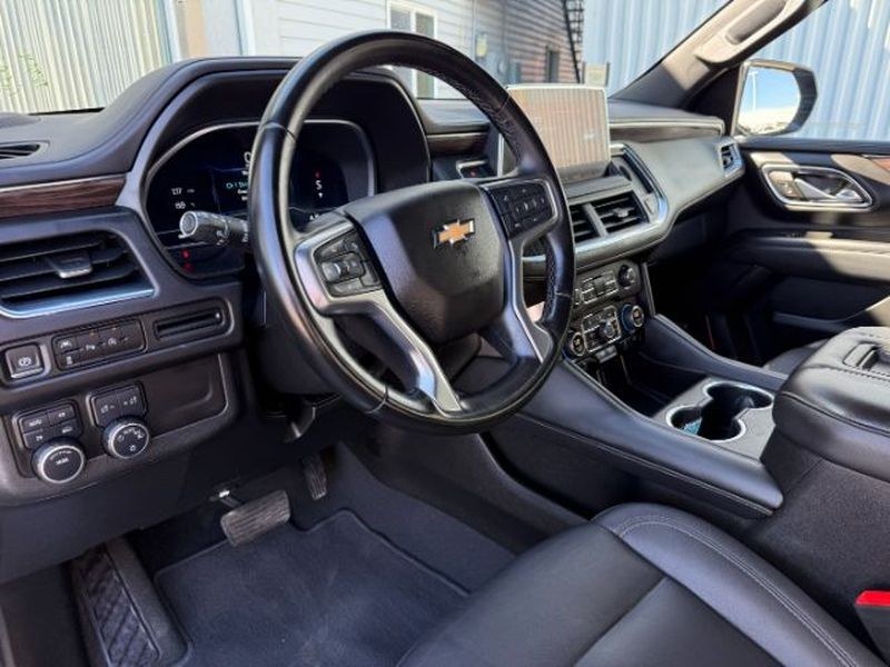 2023 BLACK /Jet Black Chevrolet Suburban LT (1GNSKCKD2PR) with an V8, 5.3L engine, 10-speed automatic transmission, located at 1175 N Woodruff Ave, Idaho Falls, ID, 83401, 43.506901, -111.999657 - <b>Vehicle Details</b><br>Looking for a spacious, capable SUV in Idaho Falls ID? This pre-owned 2023 Chevrolet Suburban 1500 LT 4WD is ready for family trips, towing, and everyday driving. Powered by a V8 5.3L gasoline engine, this Chevrolet Suburban delivers confident performance and the versatilit- Photo#15