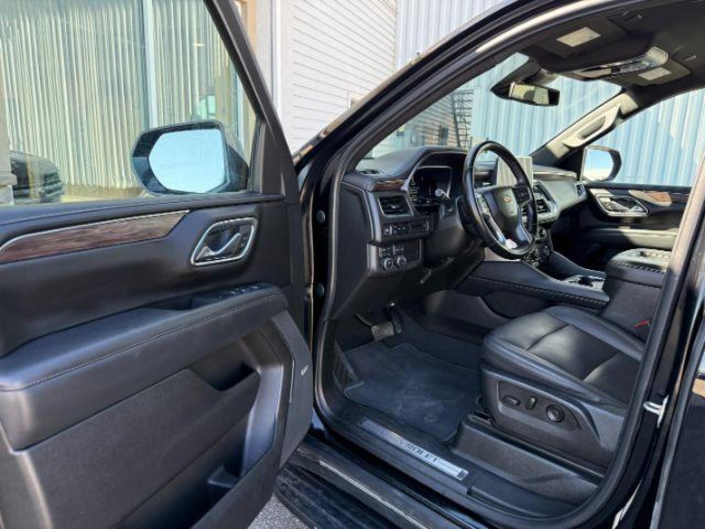 2023 BLACK /Jet Black Chevrolet Suburban (1GNSKCKD2PR) with an EcoTec3 53L V-8 gasoline direct injection engine, Automatic transmission, located at 1175 N Woodruff Ave, Idaho Falls, ID, 83401, 43.506901, -111.999657 - At Timberline Auto, finding a great deal on your next vehicle is always easy! Our experienced sales staff's goal is to help find you the right vehicle at the right price! Our knowledgeable finance department has options for almost any credit score. We offer extended service contract options to prote - Photo#43