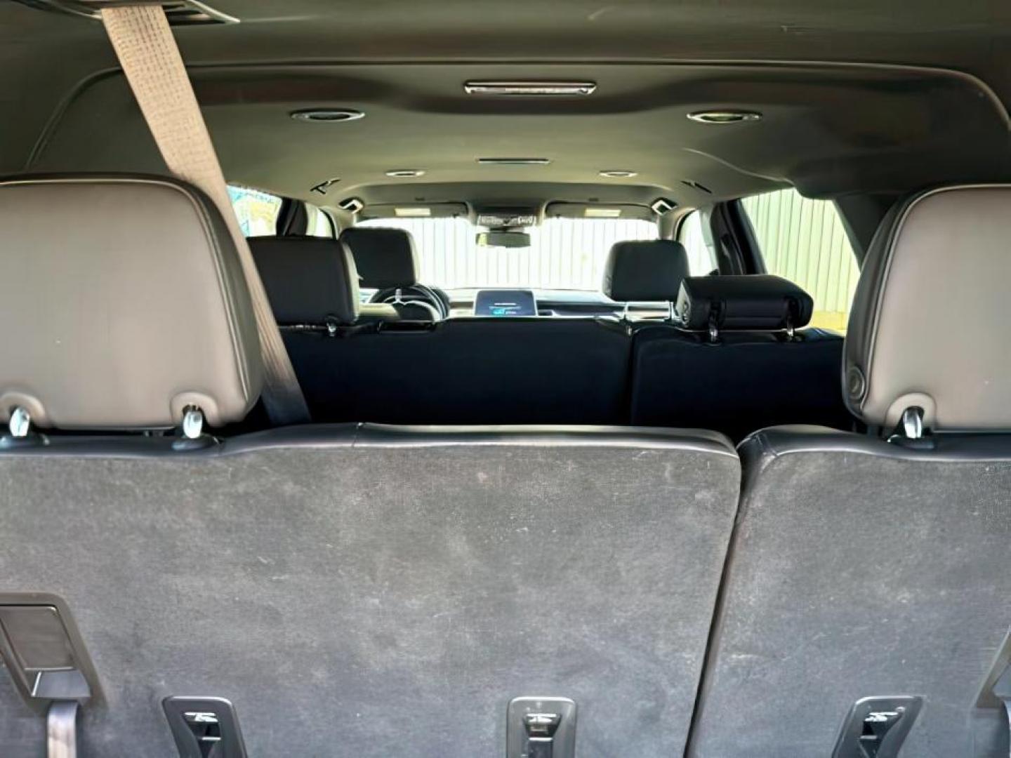 2023 BLACK /Jet Black Chevrolet Suburban (1GNSKCKD2PR) with an EcoTec3 53L V-8 gasoline direct injection engine, Automatic transmission, located at 1175 N Woodruff Ave, Idaho Falls, ID, 83401, 43.506901, -111.999657 - At Timberline Auto, finding a great deal on your next vehicle is always easy! Our experienced sales staff's goal is to help find you the right vehicle at the right price! Our knowledgeable finance department has options for almost any credit score. We offer extended service contract options to prote - Photo#7