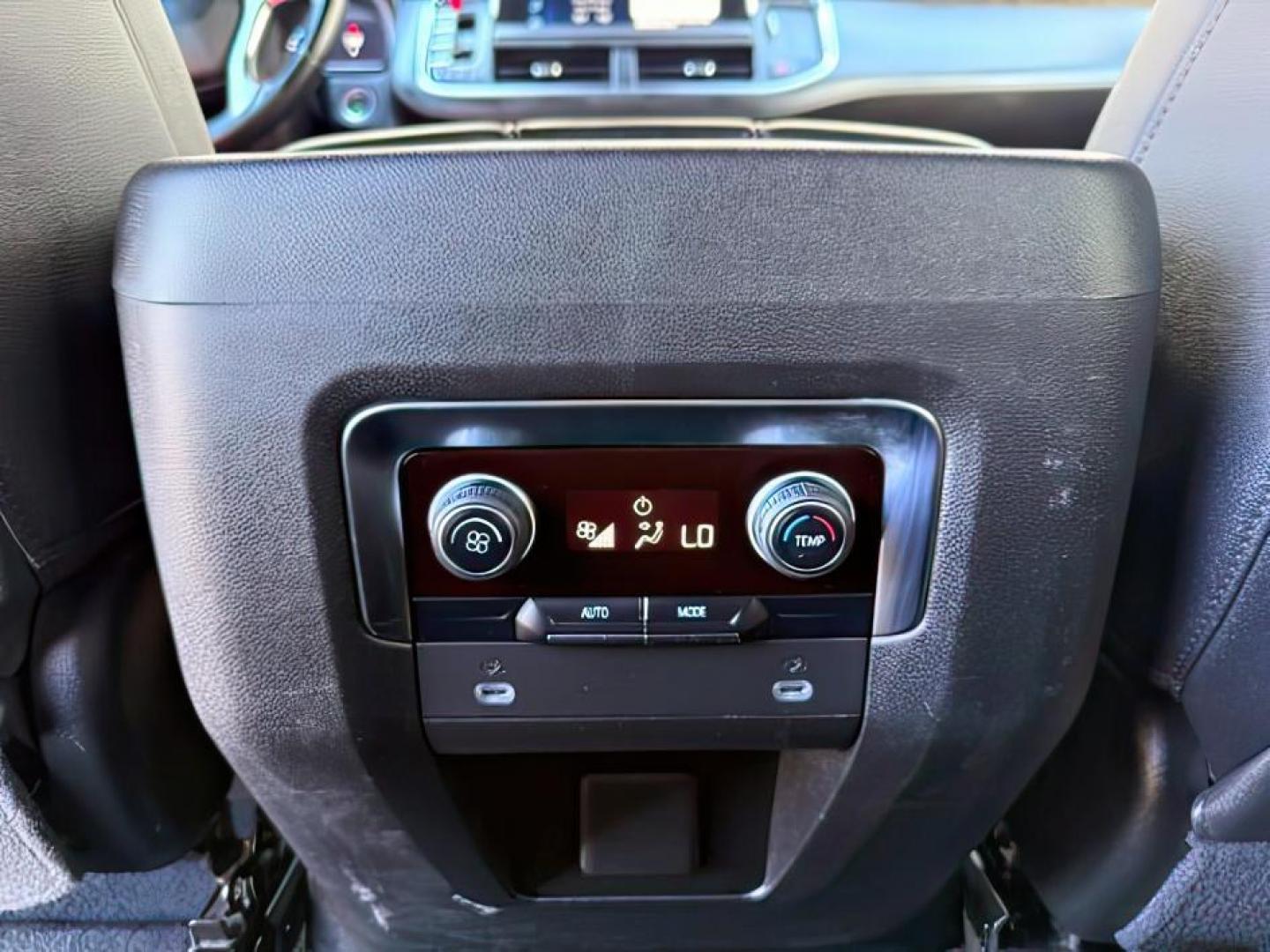 2023 BLACK /Jet Black Chevrolet Suburban (1GNSKCKD2PR) with an EcoTec3 53L V-8 gasoline direct injection engine, Automatic transmission, located at 1175 N Woodruff Ave, Idaho Falls, ID, 83401, 43.506901, -111.999657 - At Timberline Auto, finding a great deal on your next vehicle is always easy! Our experienced sales staff's goal is to help find you the right vehicle at the right price! Our knowledgeable finance department has options for almost any credit score. We offer extended service contract options to prote - Photo#26